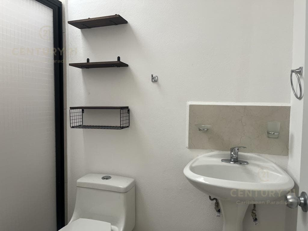 House for Sale in Porto Alto Privada Vallarta, Playa del Carmen P4509