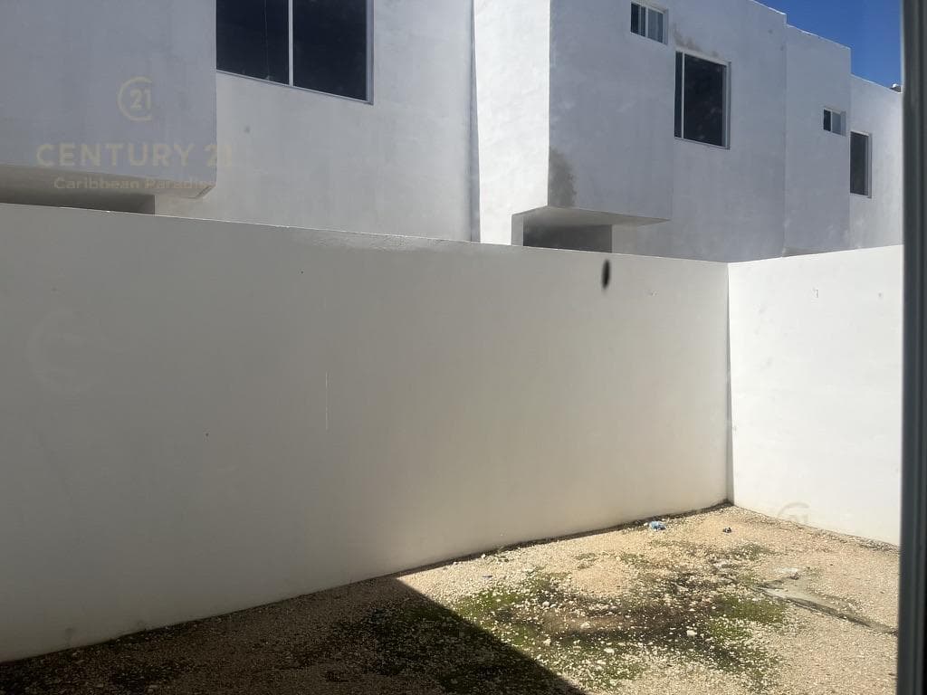 House for Sale in Porto Alto Privada Vallarta, Playa del Carmen P4509