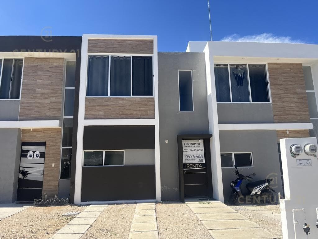 House for Sale in Porto Alto Privada Vallarta, Playa del Carmen P4509