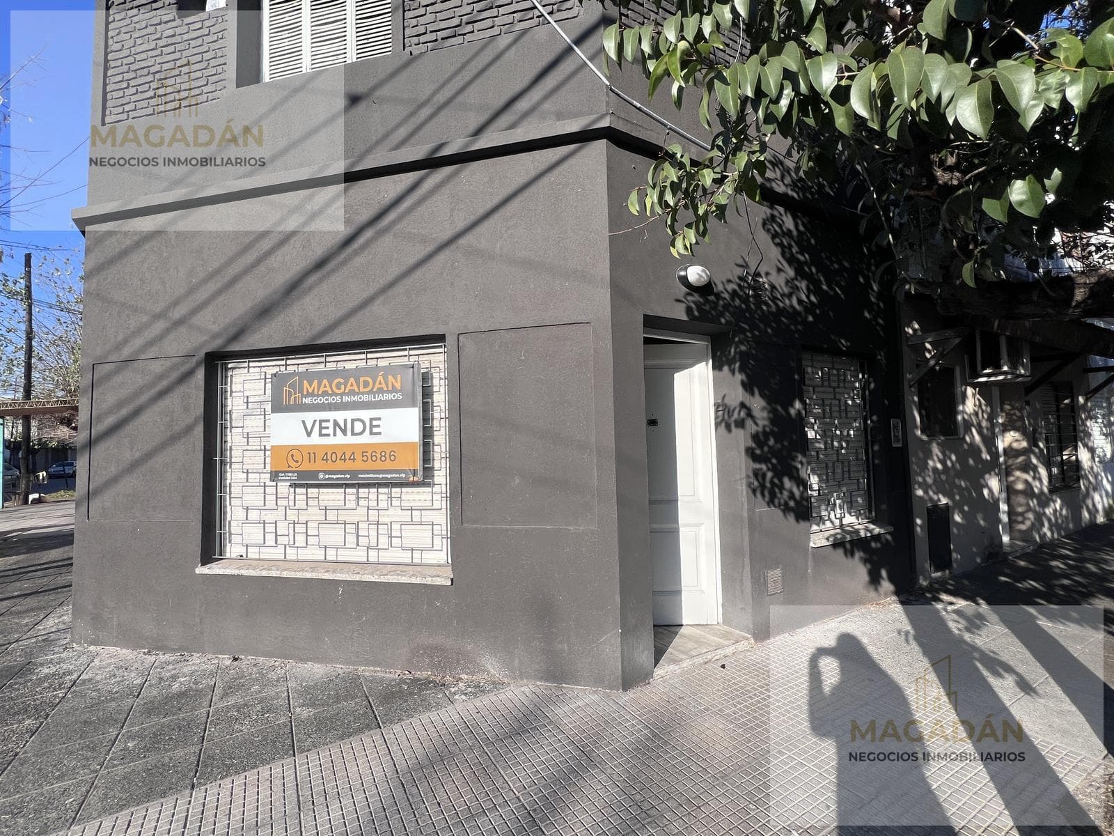 FOR SALE—3-room ground-floor apartment—Ramos Mejía—EXCHANGE ACCEPTED—QUALIFIES FOR MORTGAGE