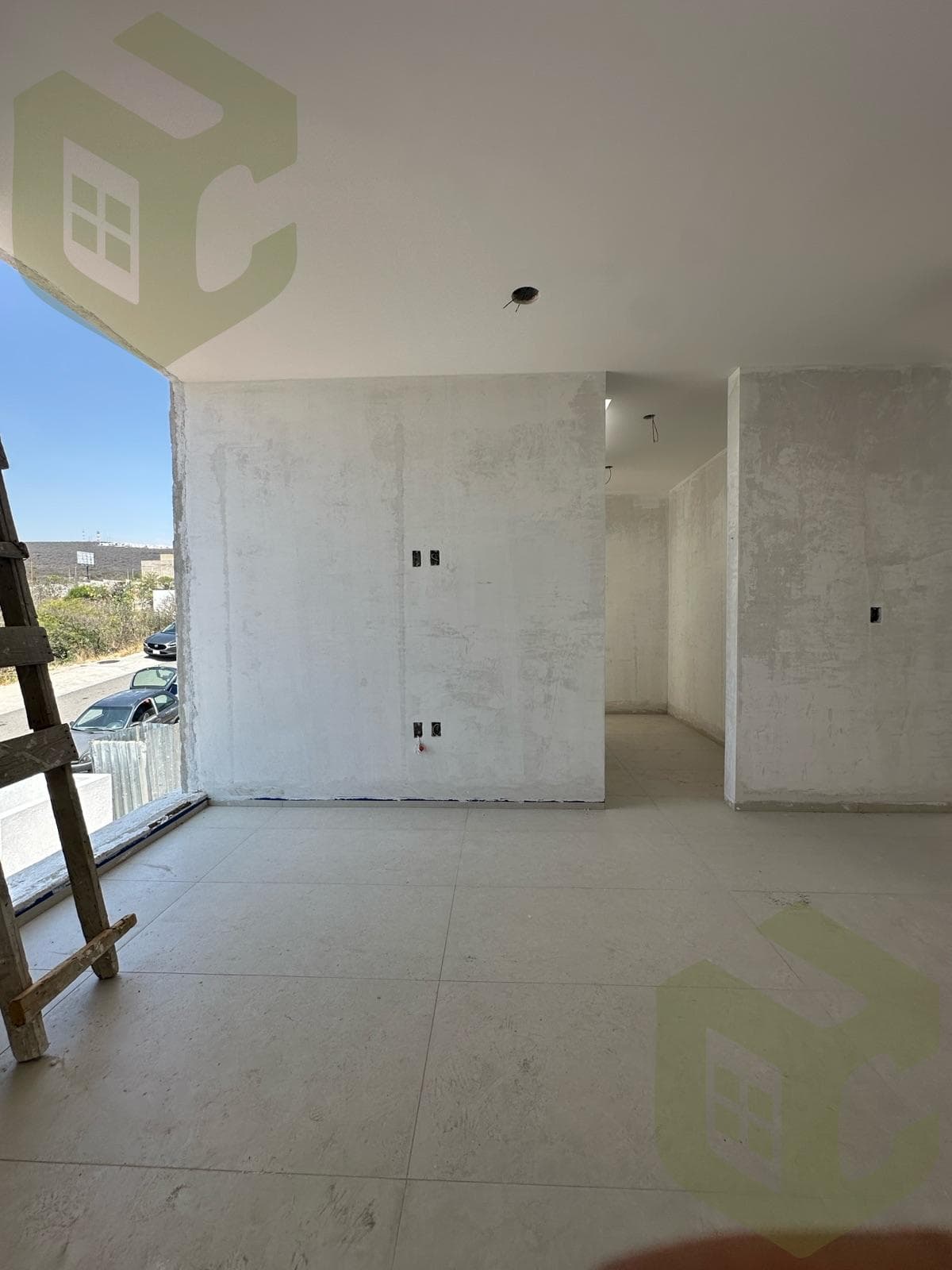 WITH 3 SPACIOUS BEDROOMS