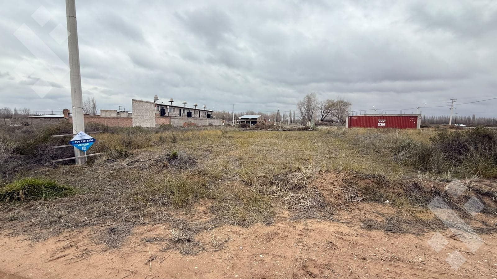 For Sale: 300 m² Lot, La Dorada Senillosa Neighborhood