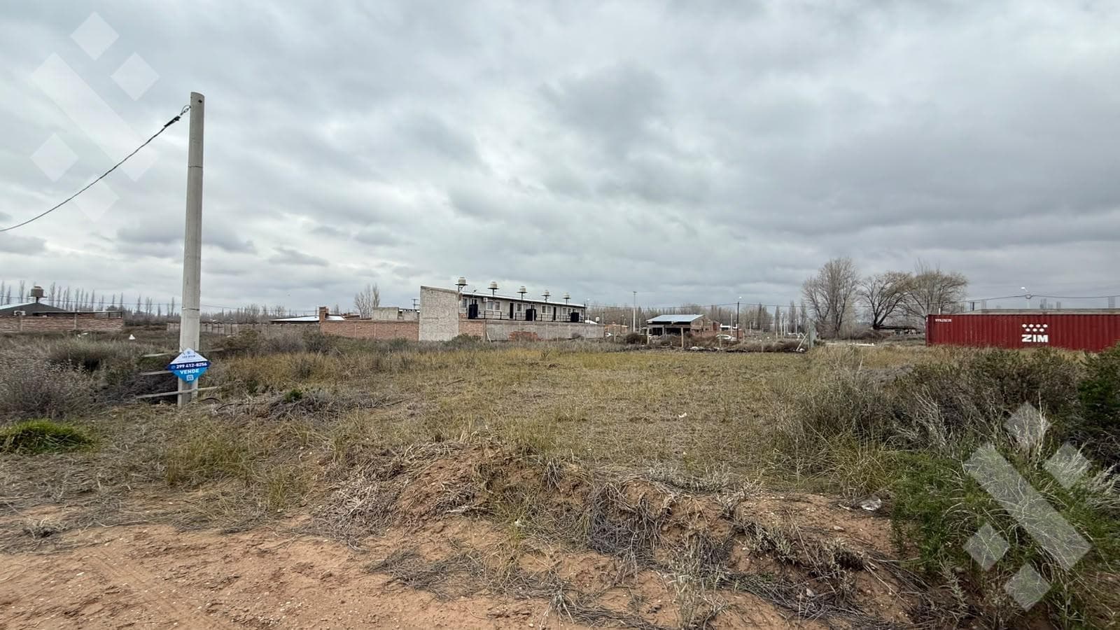 For Sale: 300 m² Lot, La Dorada Senillosa Neighborhood