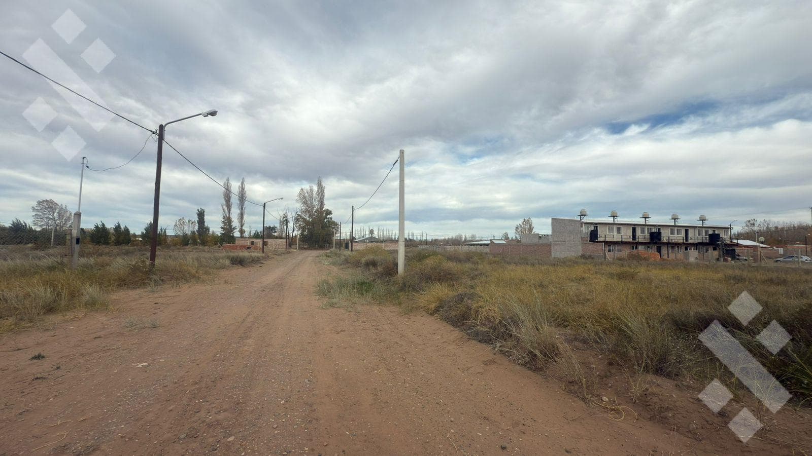 For Sale: 300 m² Lot, La Dorada Senillosa Neighborhood
