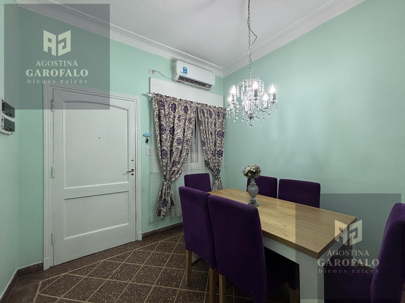 3-room penthouse for sale on a main street in Villa Lugano with a patio and terrace; mortgage-eligible; no building fees