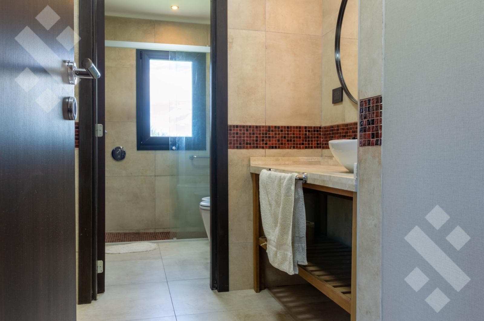 House for Sale: 3 Bedrooms and a Studio - El Pegual Country Club - San Martín de los Andes