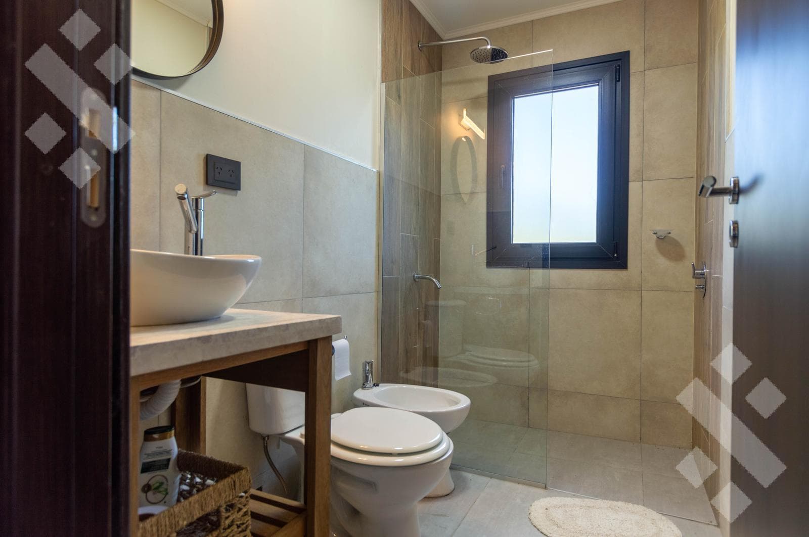 House for Sale: 3 Bedrooms and a Studio - El Pegual Country Club - San Martín de los Andes