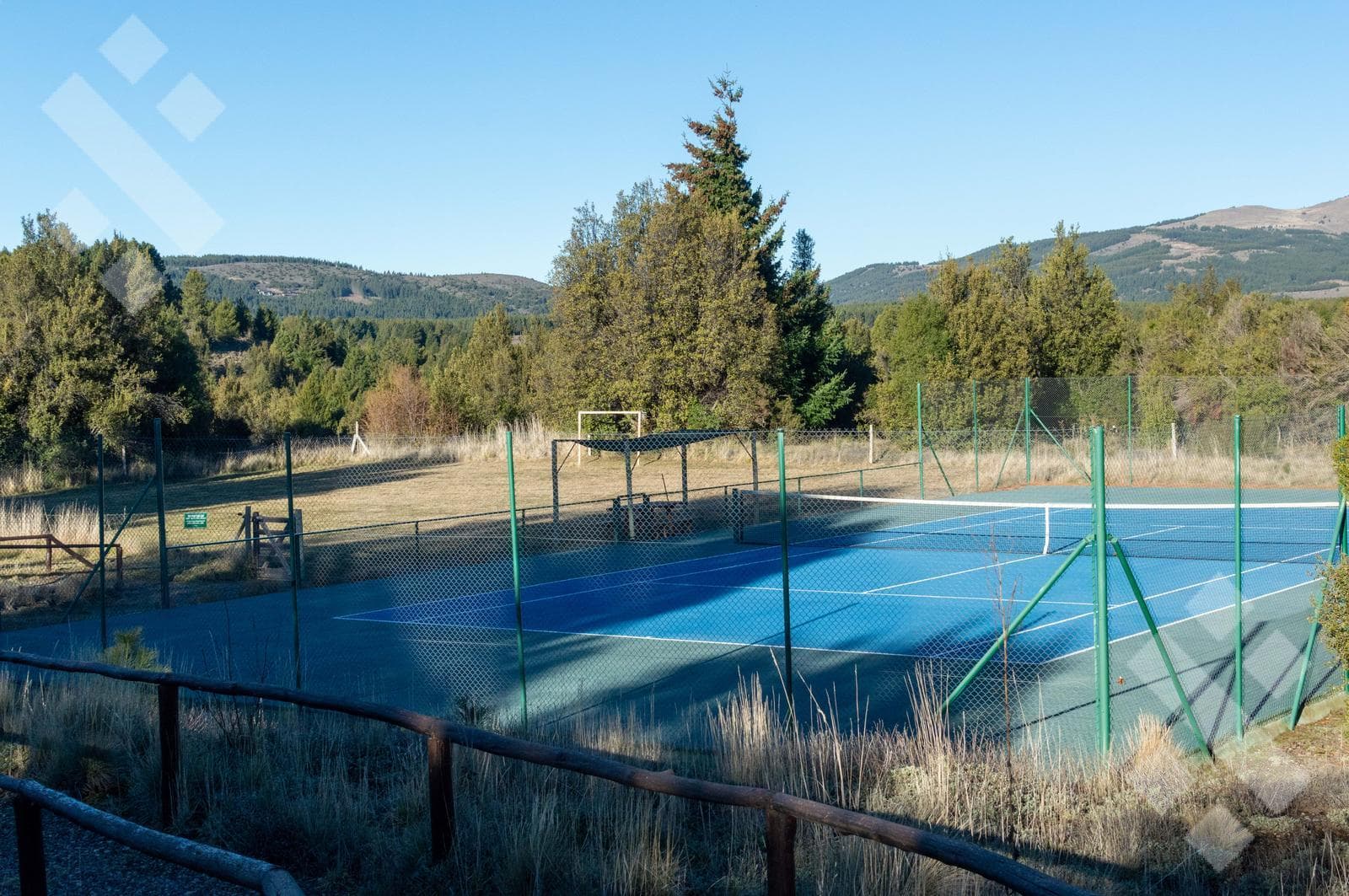 House for Sale: 3 Bedrooms and a Studio - El Pegual Country Club - San Martín de los Andes