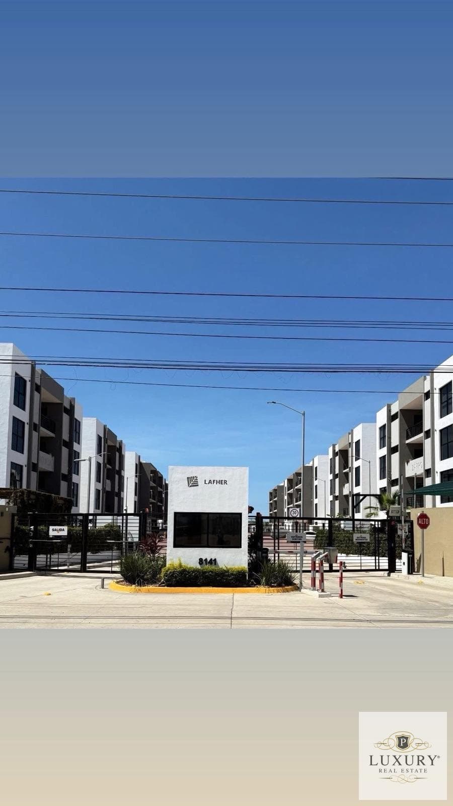 Apartment in the Adora Residential Complex on Oscar Perez Escobosa Avenue