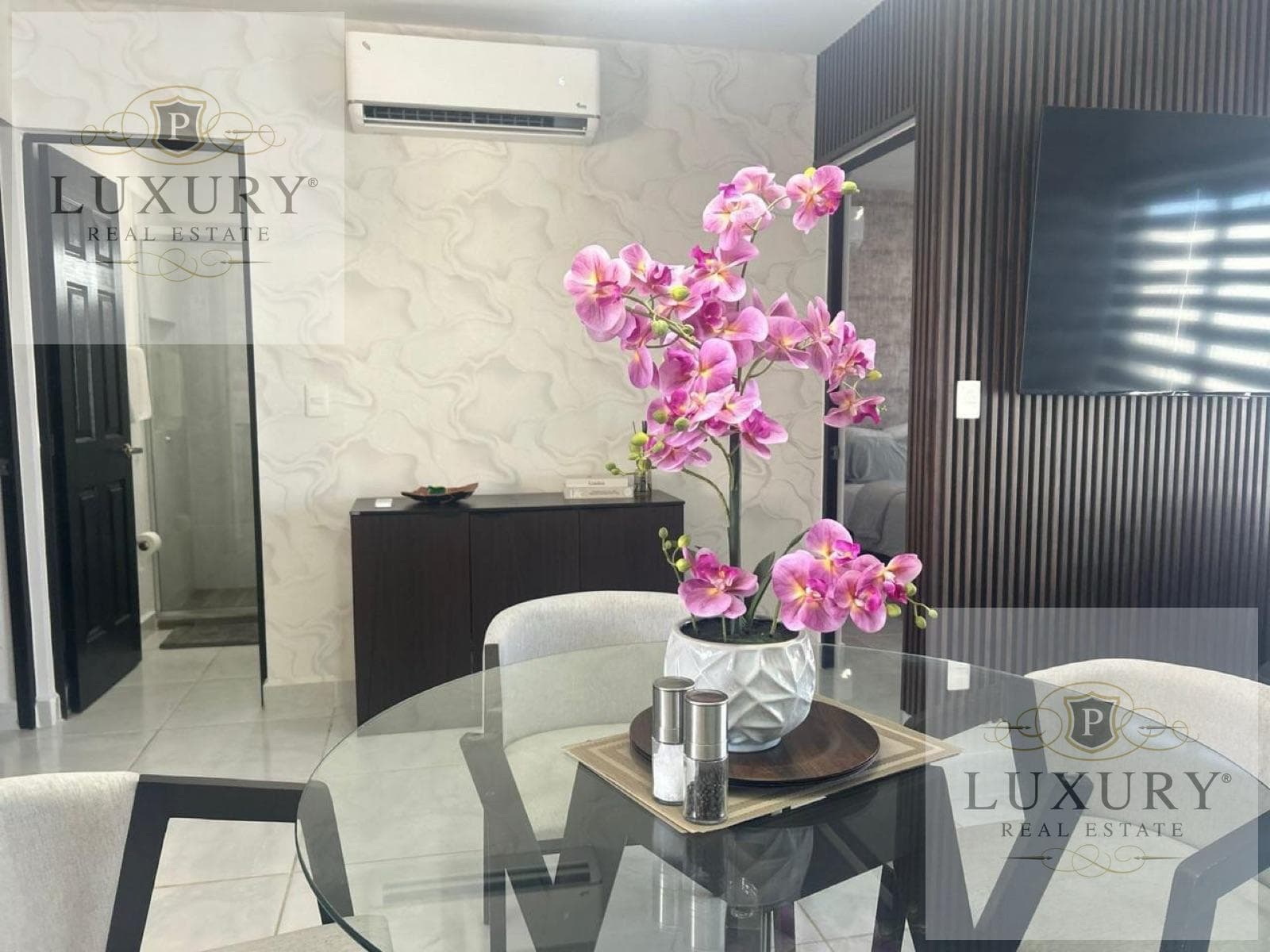 Apartment in the Adora Residential Complex on Oscar Perez Escobosa Avenue