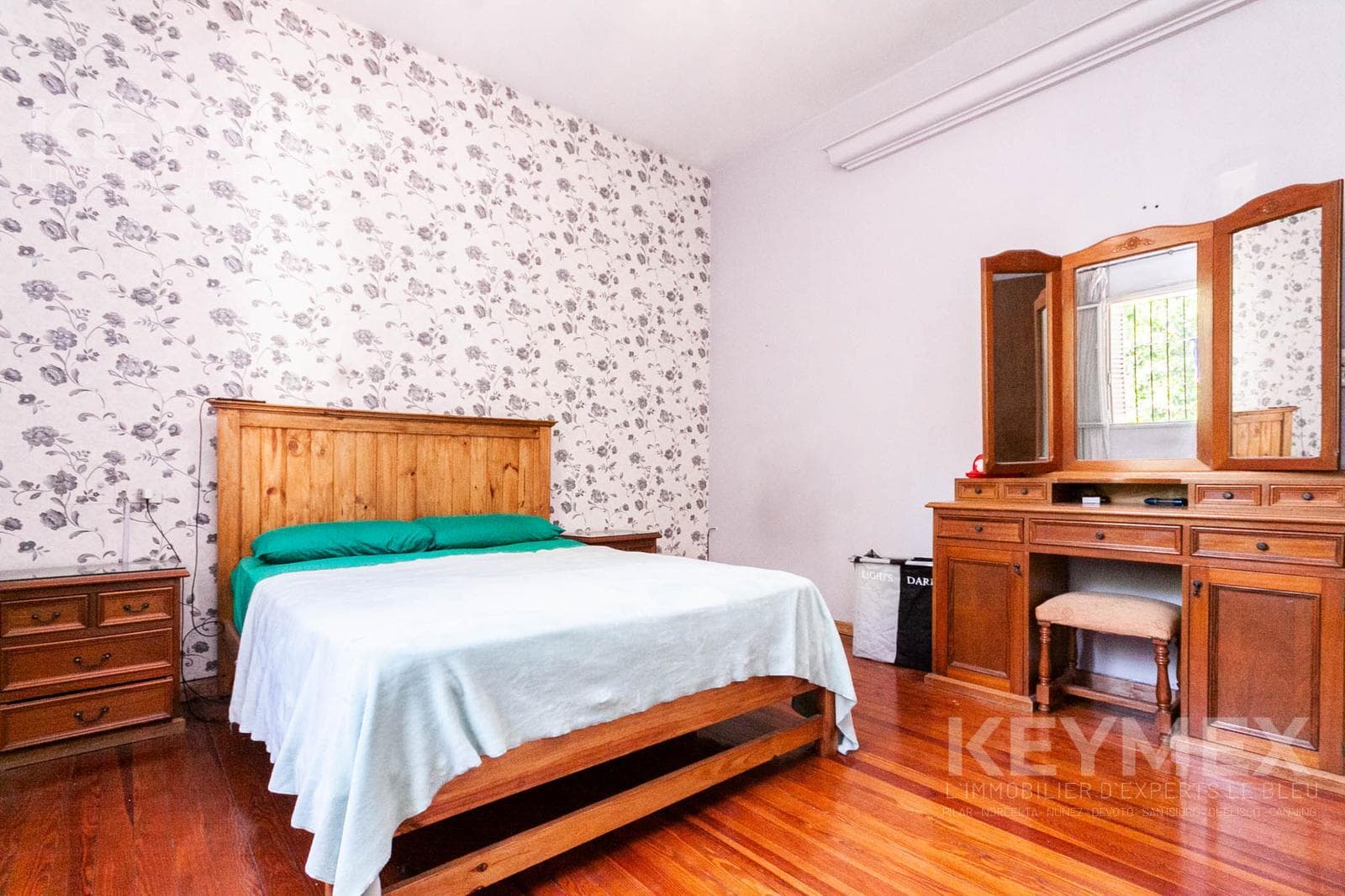 3-Room Duplex Apartment for Sale with a Terrace in West Lanús