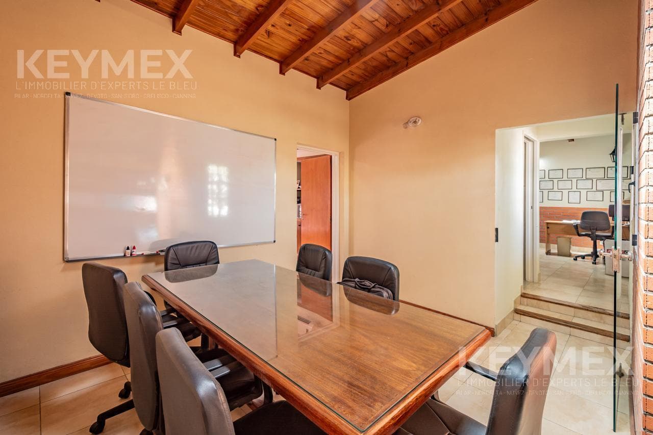 5-ROOM PH-STYLE HOUSE FOR SALE WITH GARAGE IN VILLA DEVOTO
