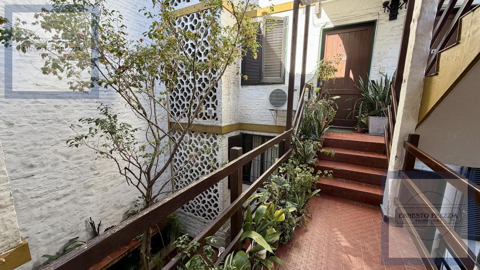 3-Bedroom Apartment for Sale in La Lucila, in Need of Renovation