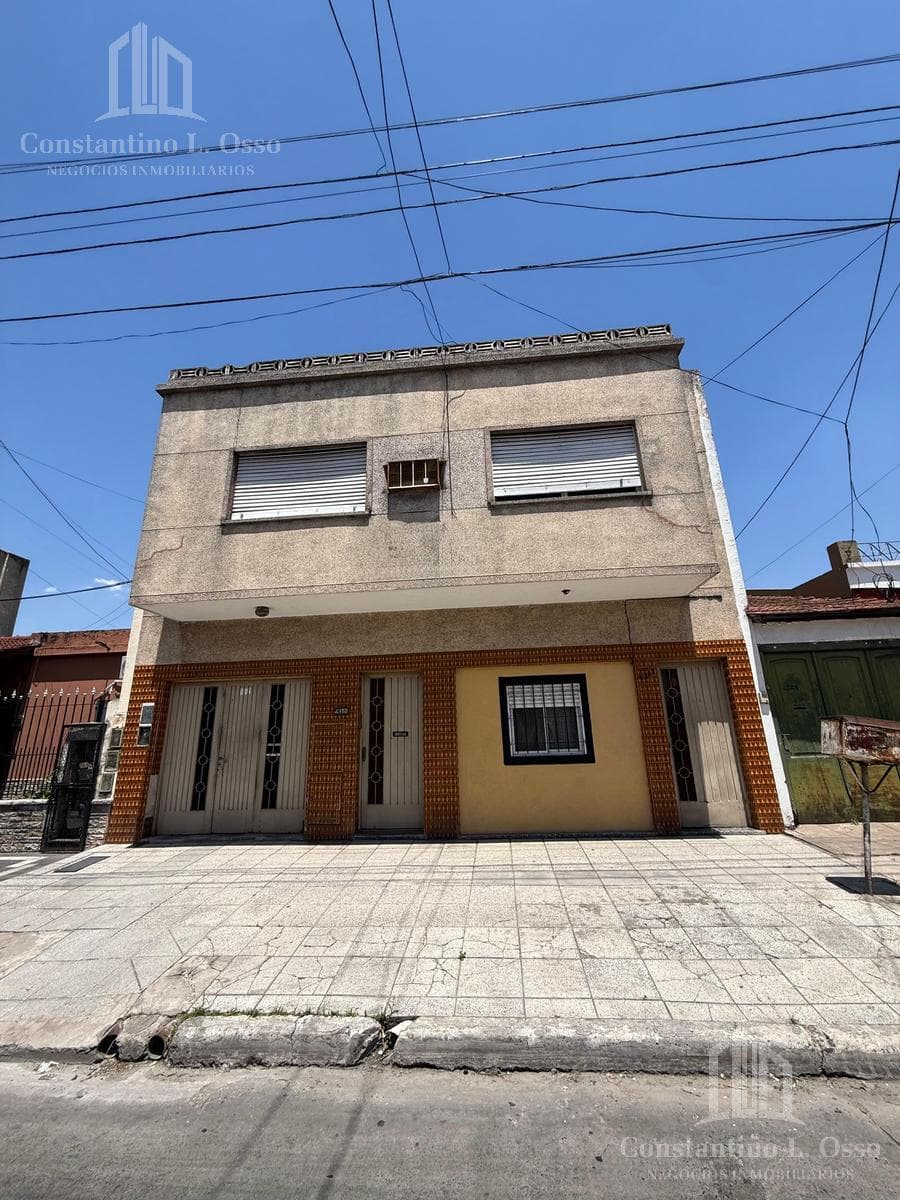 House - Private Lot - For 2 Families - Garden - Pool - Garage