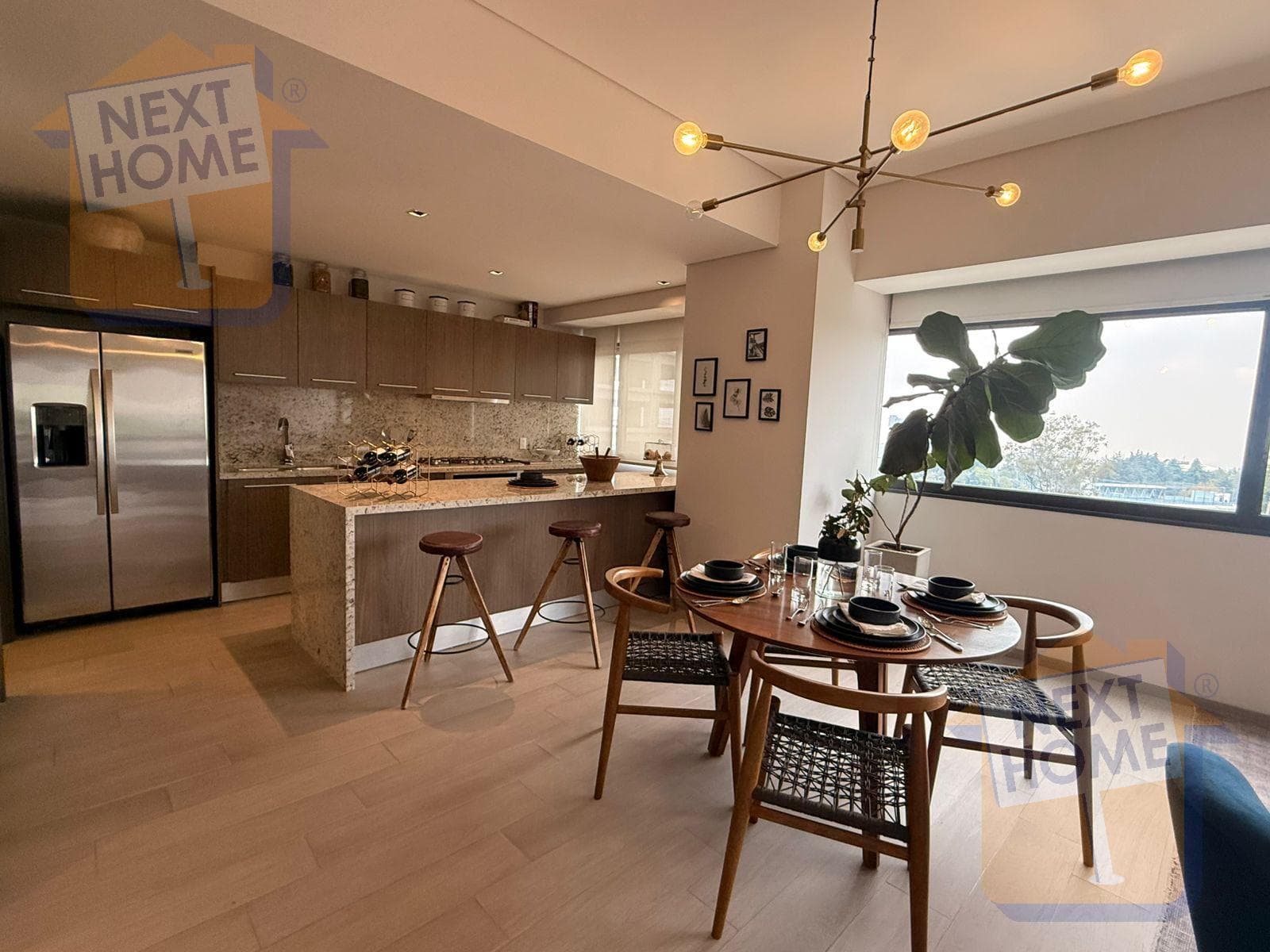 LUXURY APARTMENT FOR SALE in LOMAS DE VISTA HERMOSA