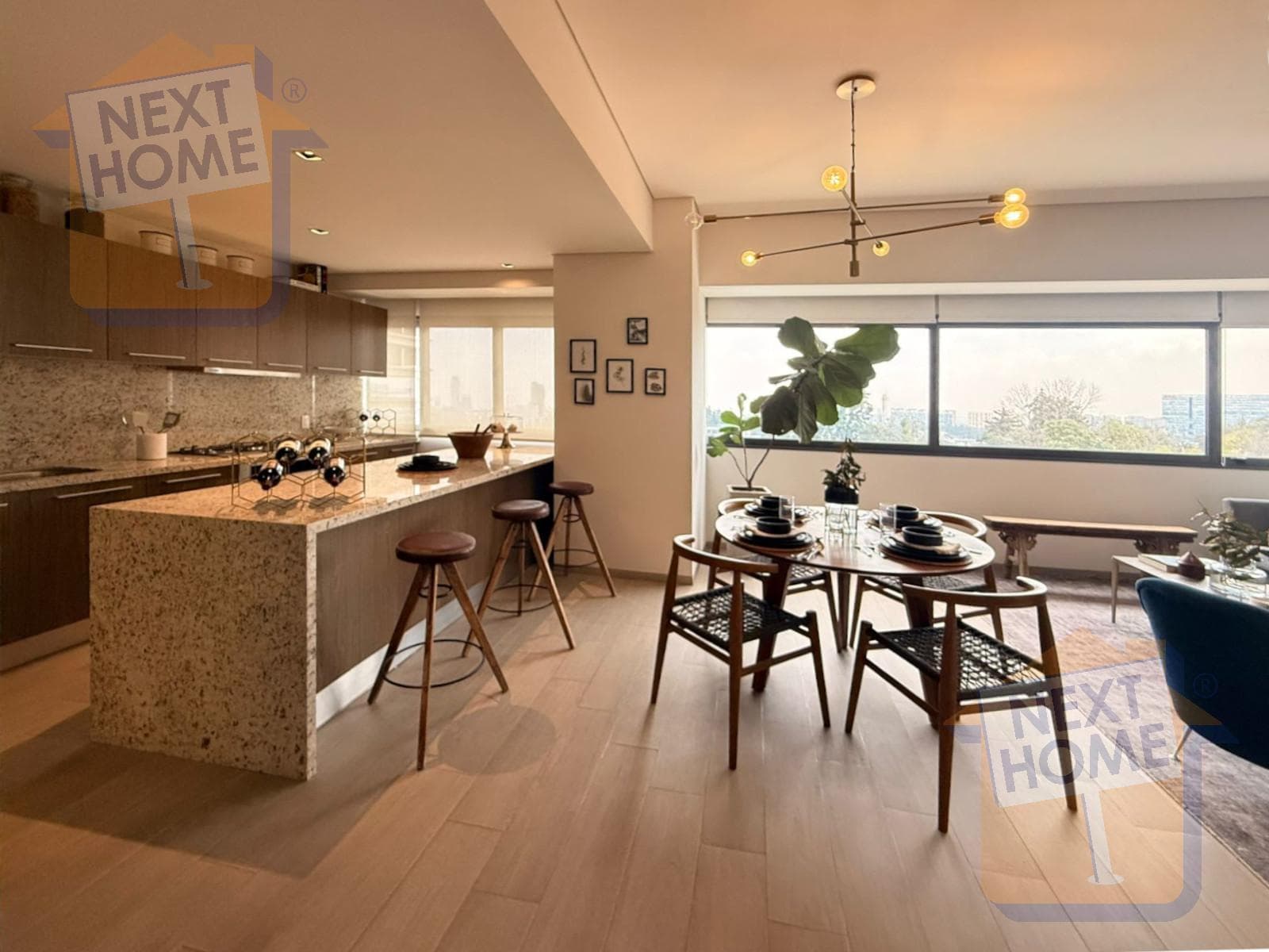 LUXURY APARTMENT FOR SALE in LOMAS DE VISTA HERMOSA