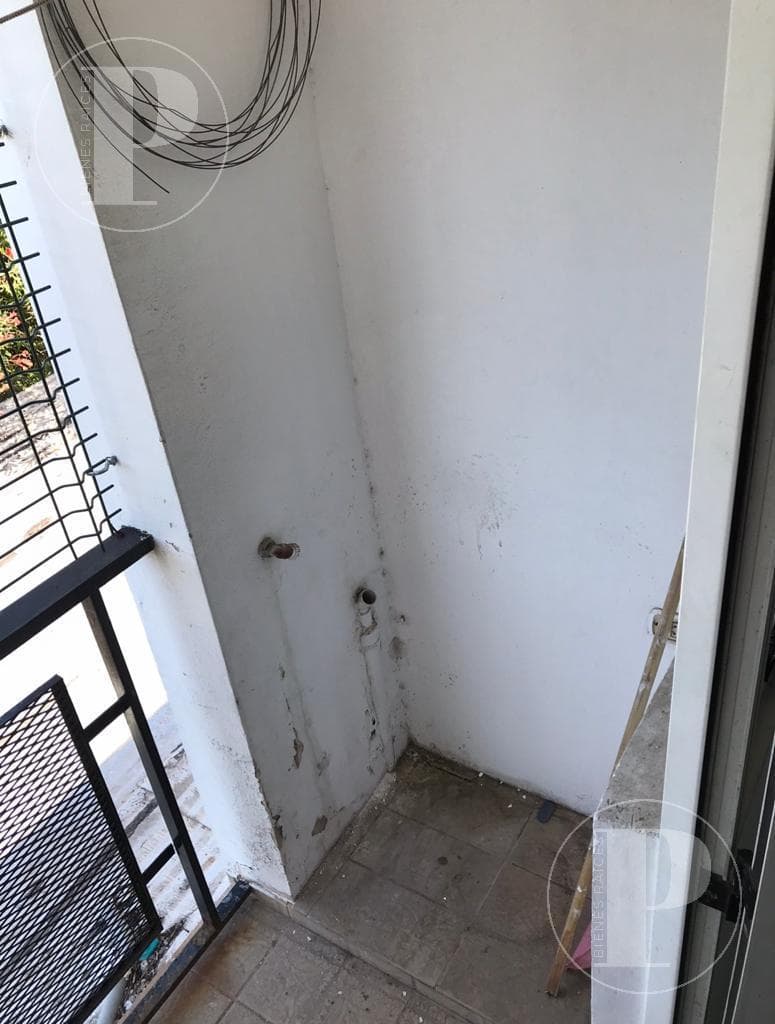 | FOR SALE AND RENT | 2-bedroom apartment, 19 between 79th and 80th, La Plata.