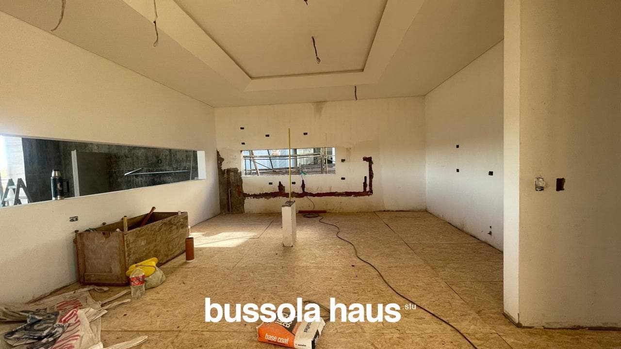 House in Los Puentes