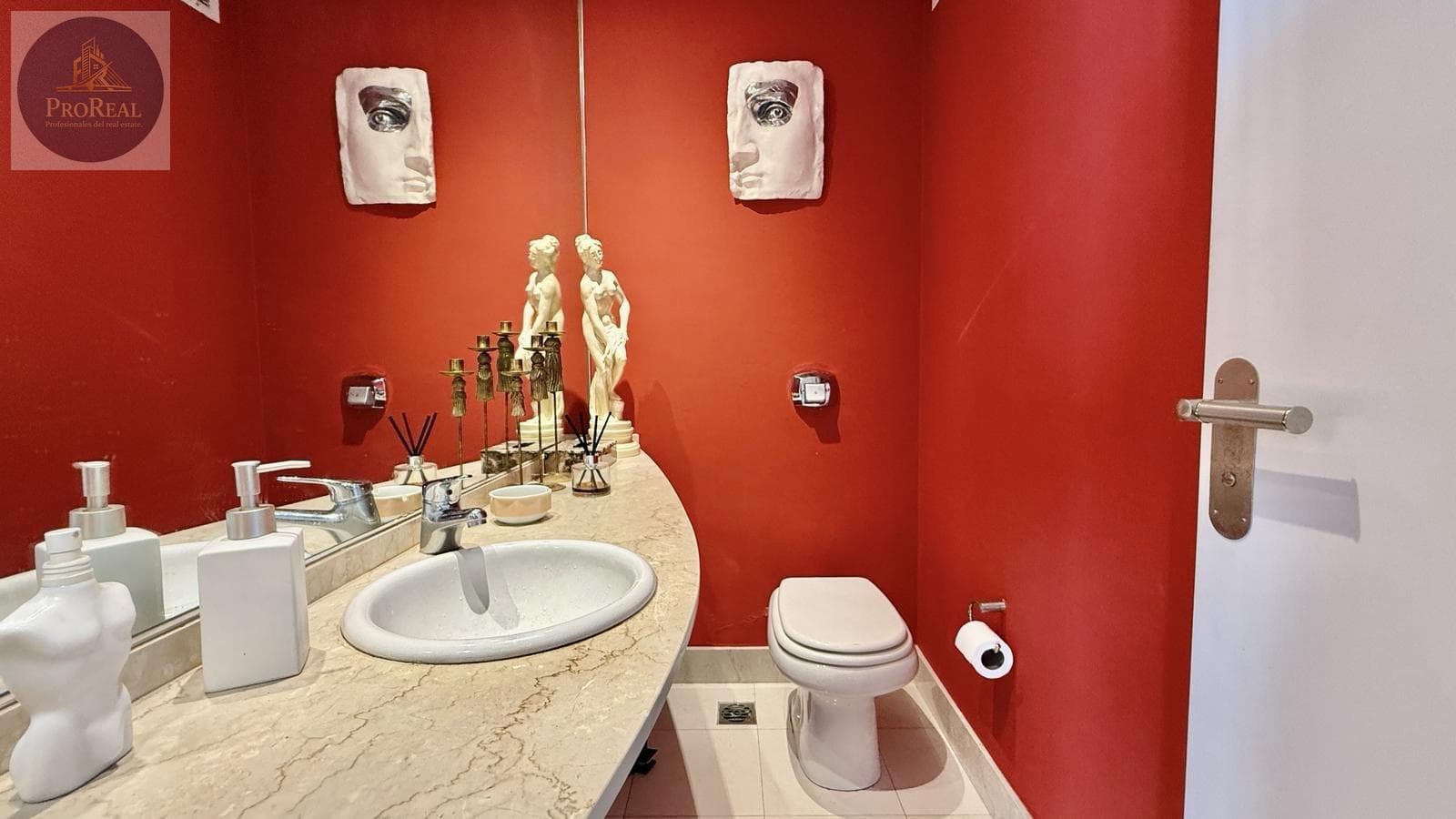 For Sale – 3-Room Apartment in Puerto Madero