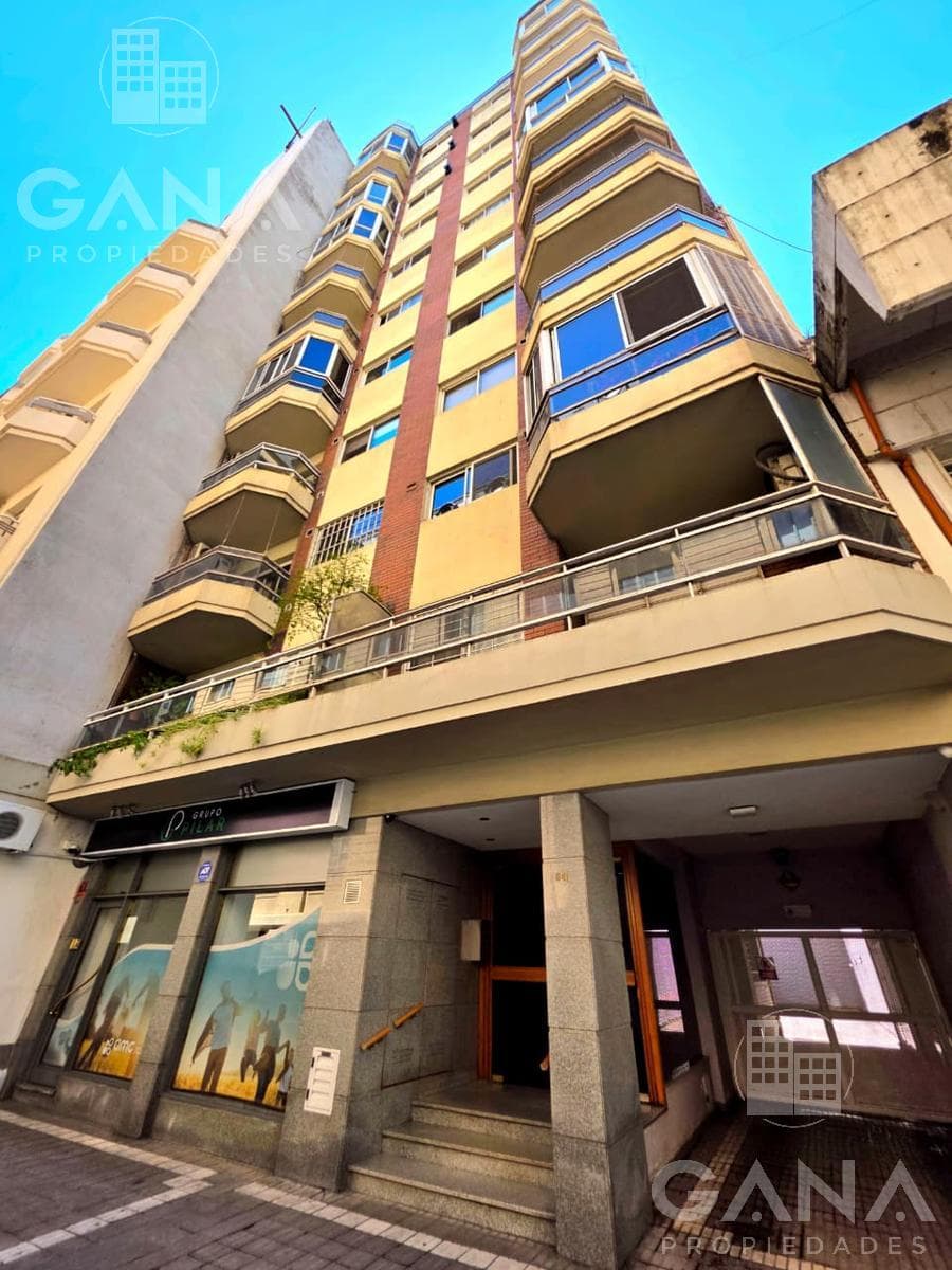 2-bedroom apartment for sale, facing the street, with a garage