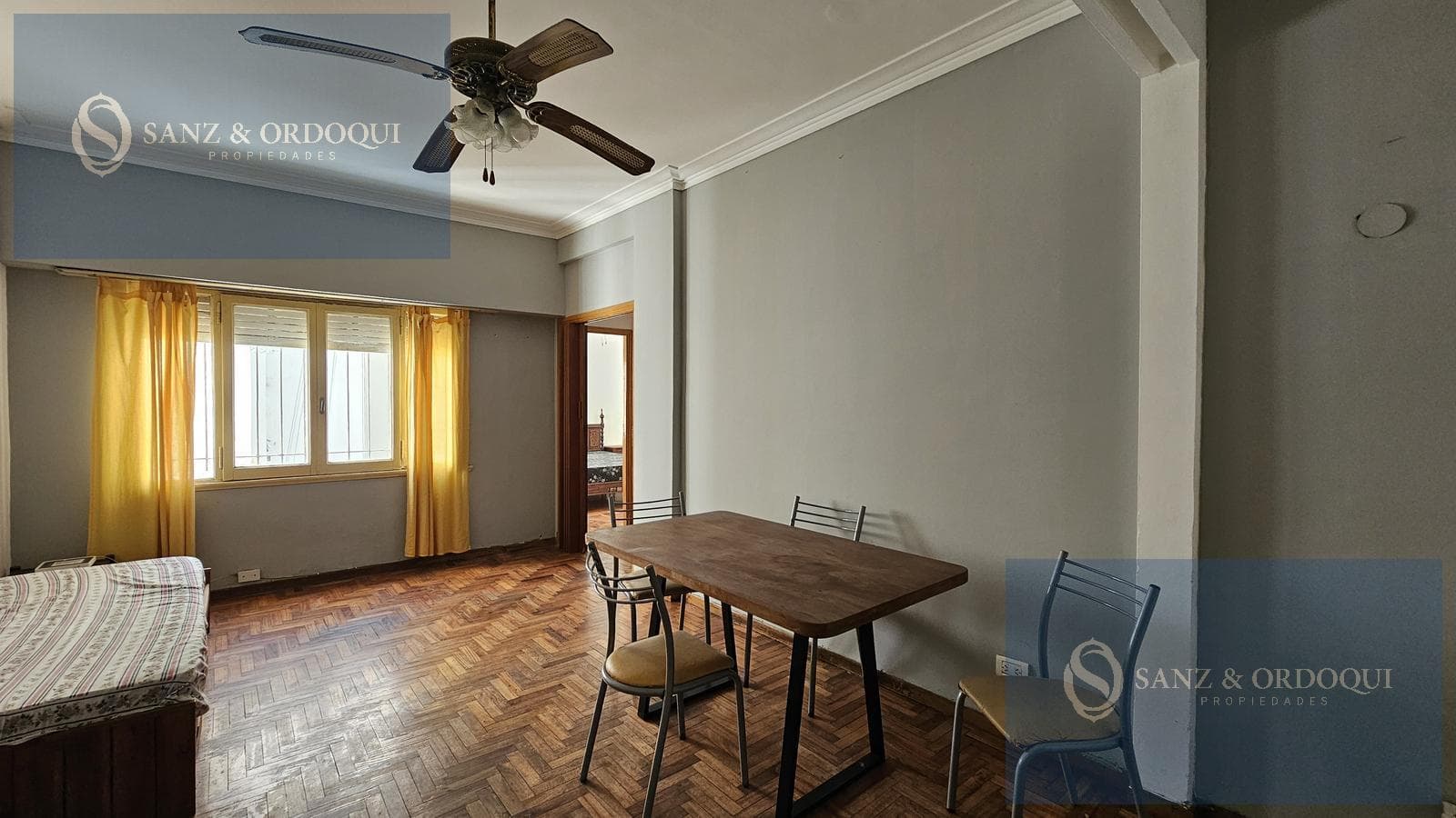 For Sale - Three-room apartment - 2336 Colón Ave. - Downtown