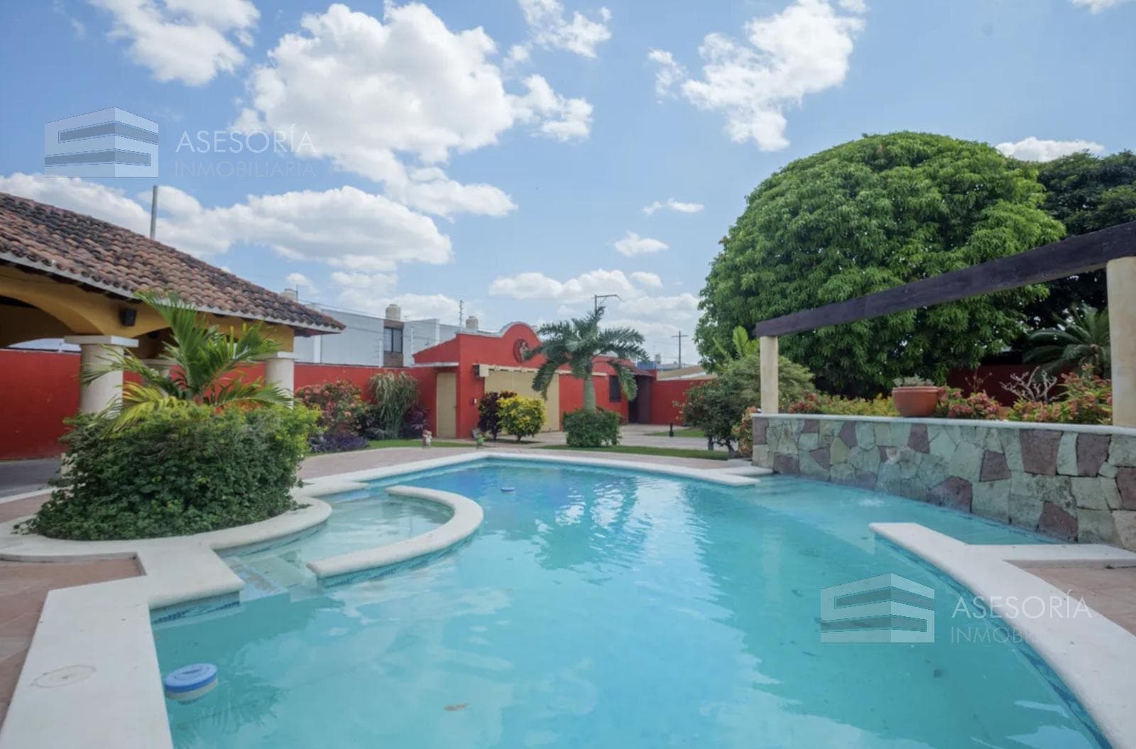 Country House for Sale in Santa Rita Cholul