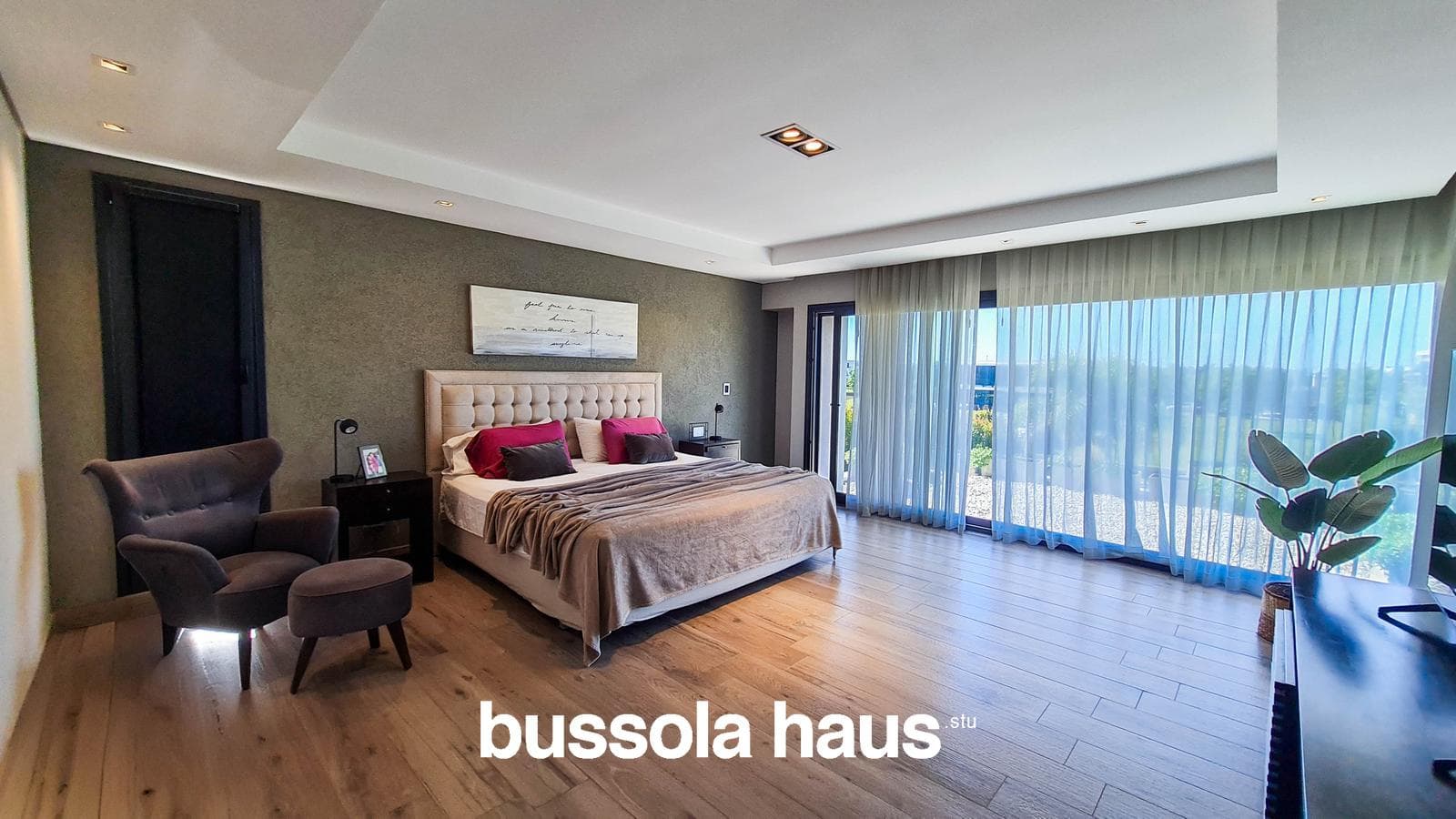 3-Bedroom House for Sale by the River in Nordelta
