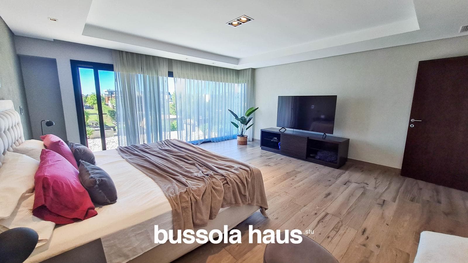 3-Bedroom House for Sale by the River in Nordelta