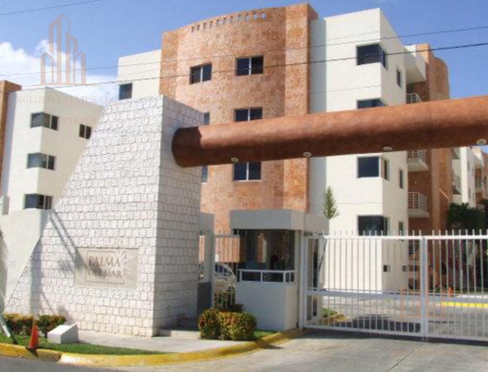 Apartment - Superblock 17