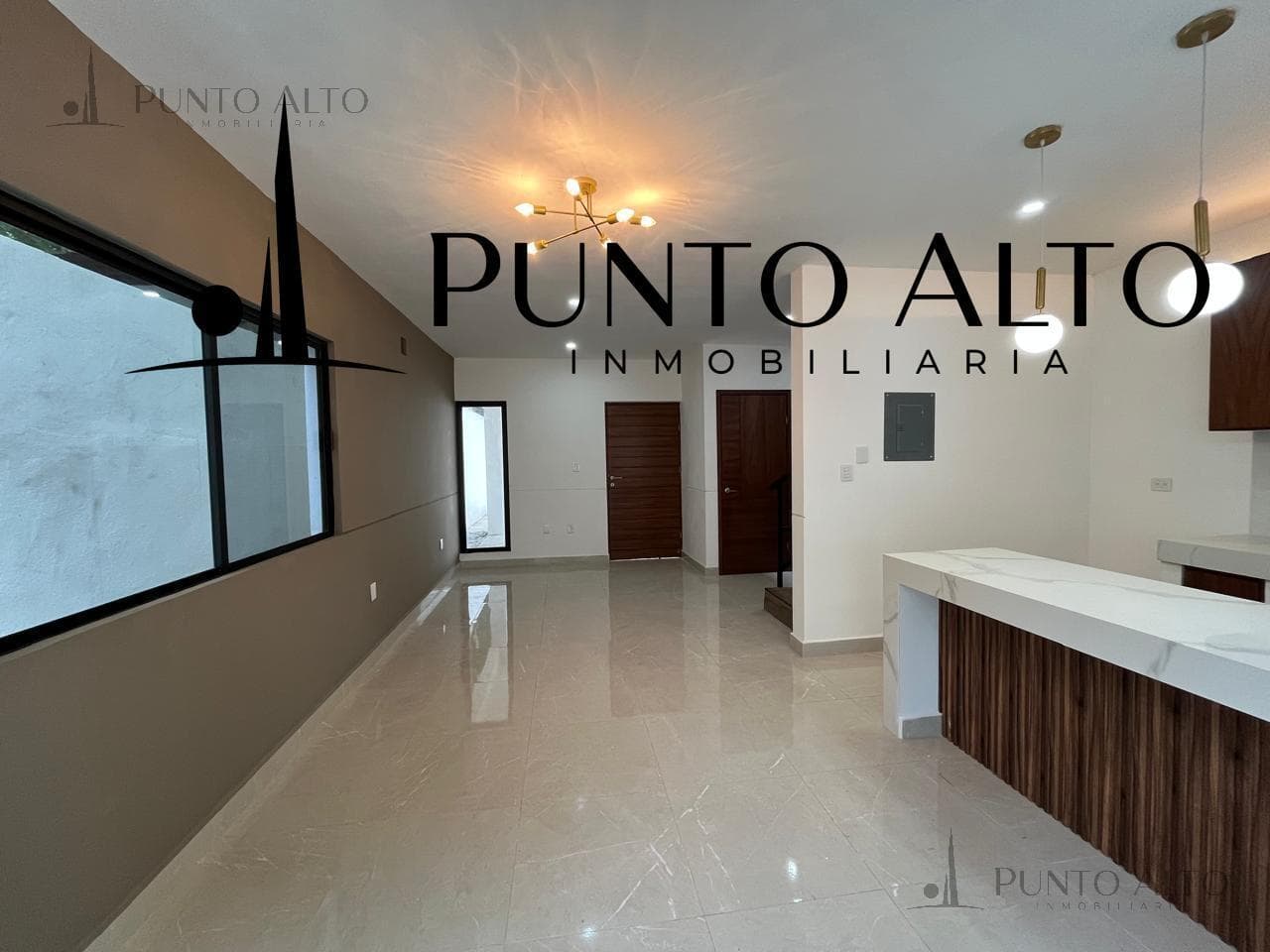 HOUSE FOR SALE IN PRIVADA