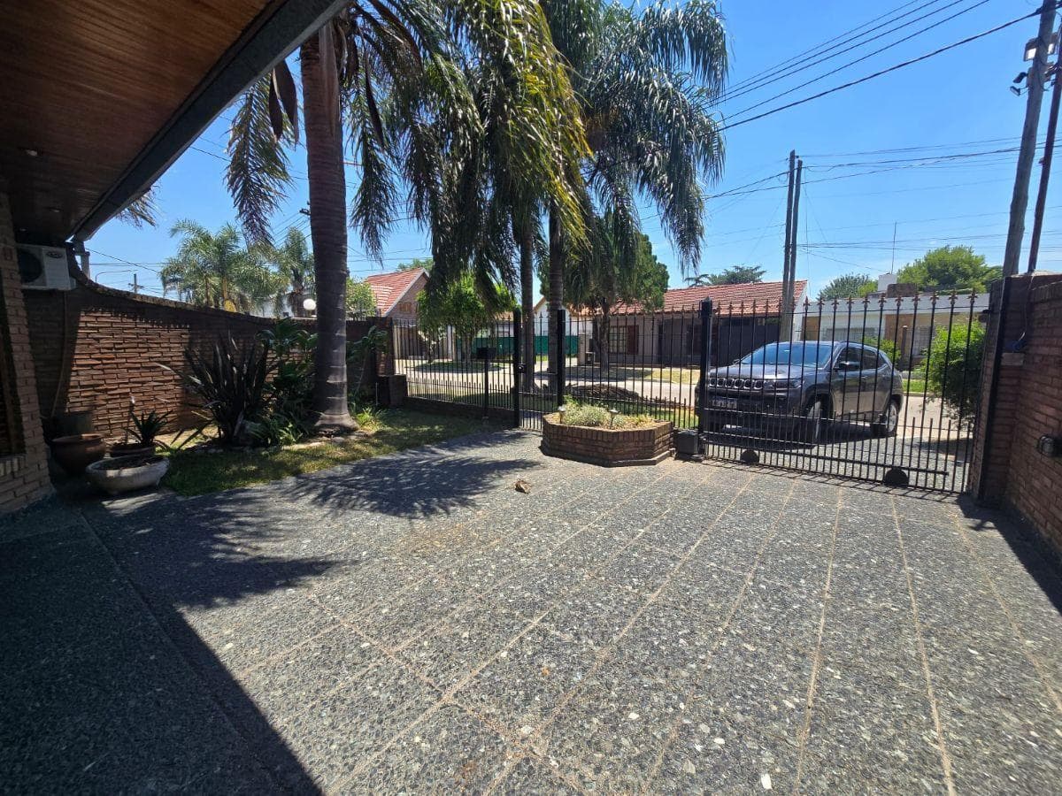 VENTA CASA QUILMES OESTE