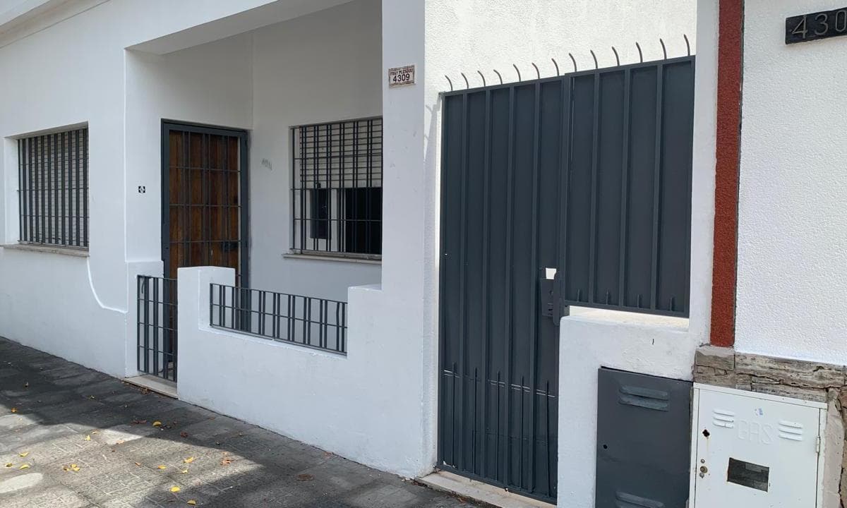 House for Sale in Caseros, Tres de Febrero
