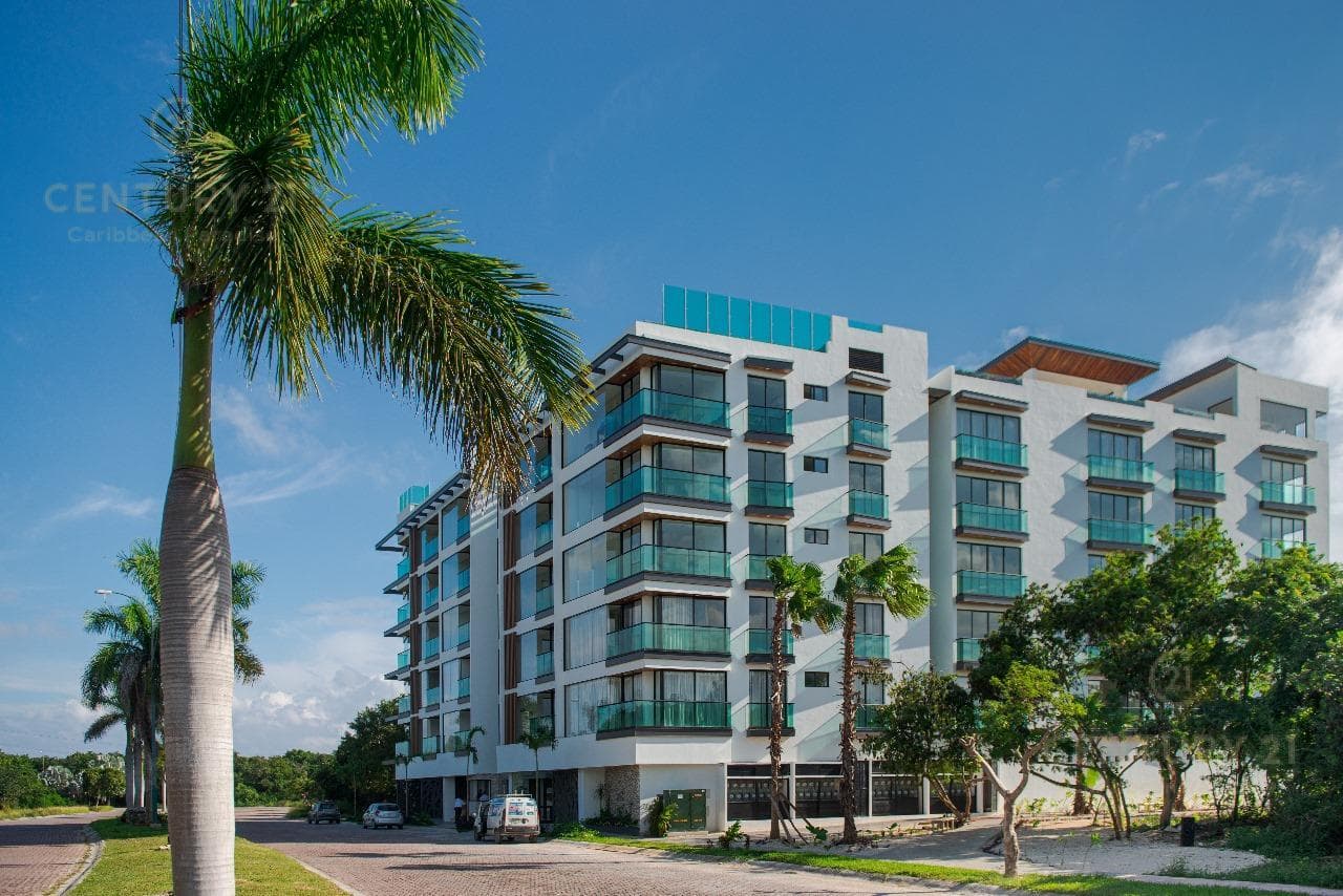2-Bedroom Apartment for Rent in Playa Aurora with Views, Playa del CarmenApartment