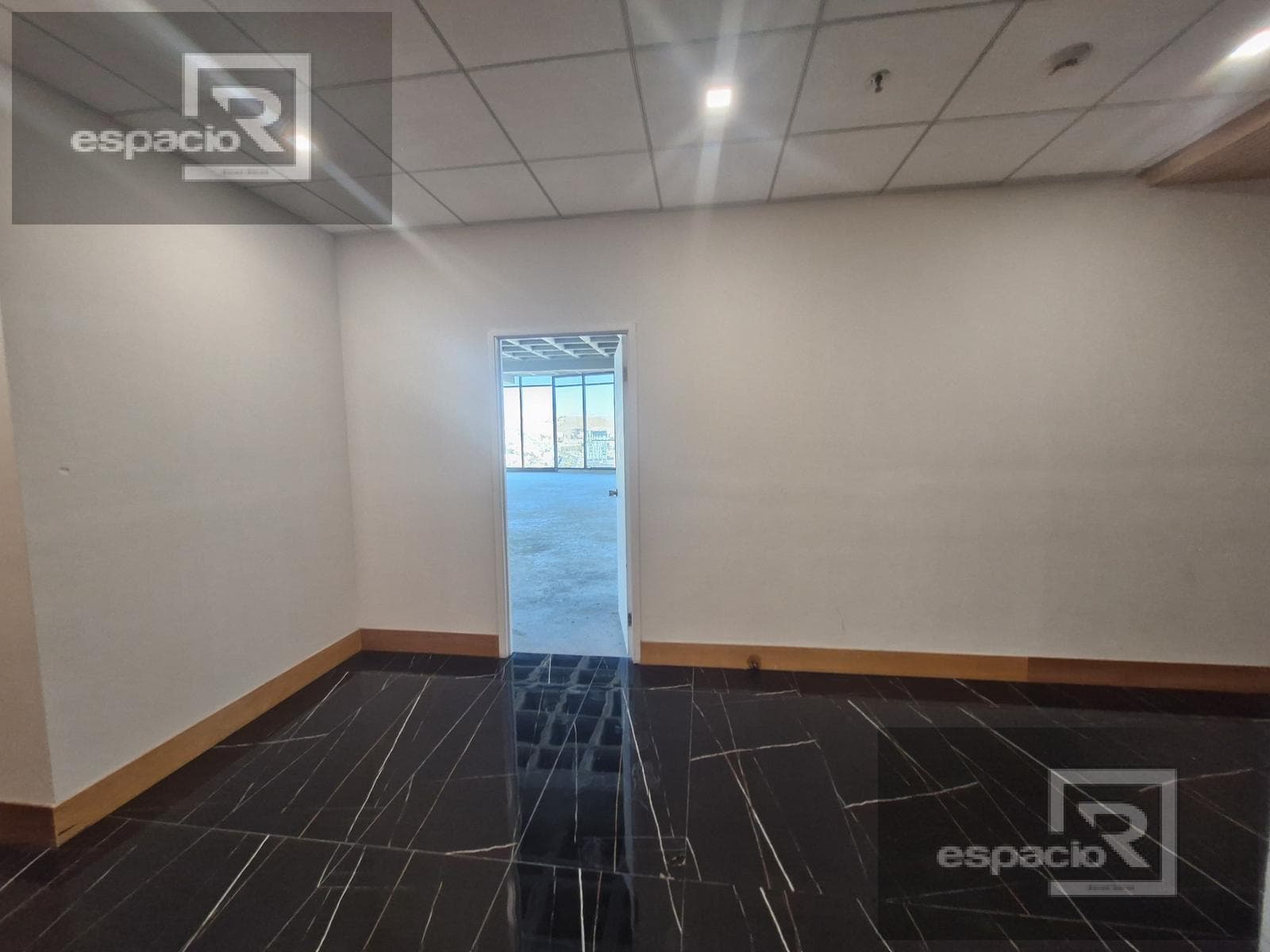 OFFICE FOR SALE IN TORRE ASENZO