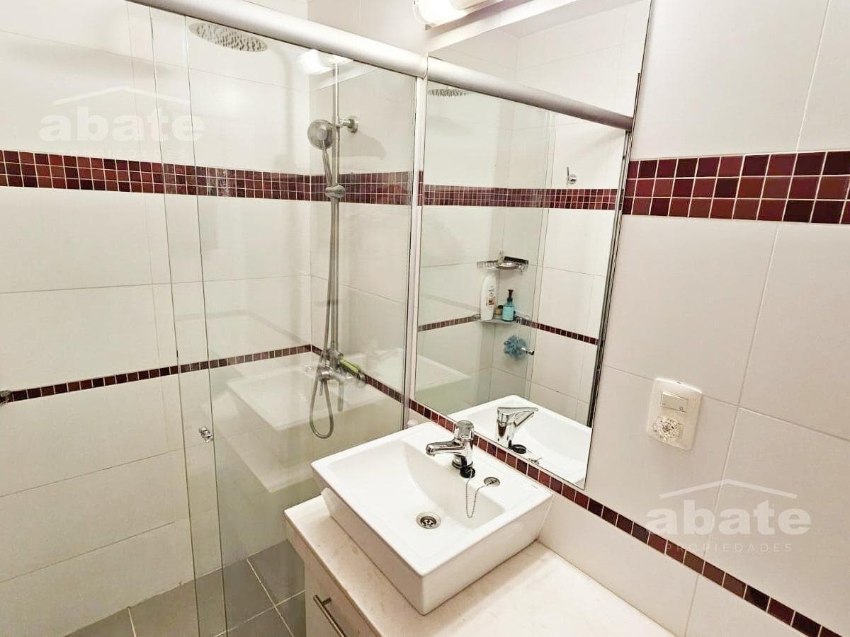 Modern House for Sale in Pocitos: 2 Bedrooms and Garage