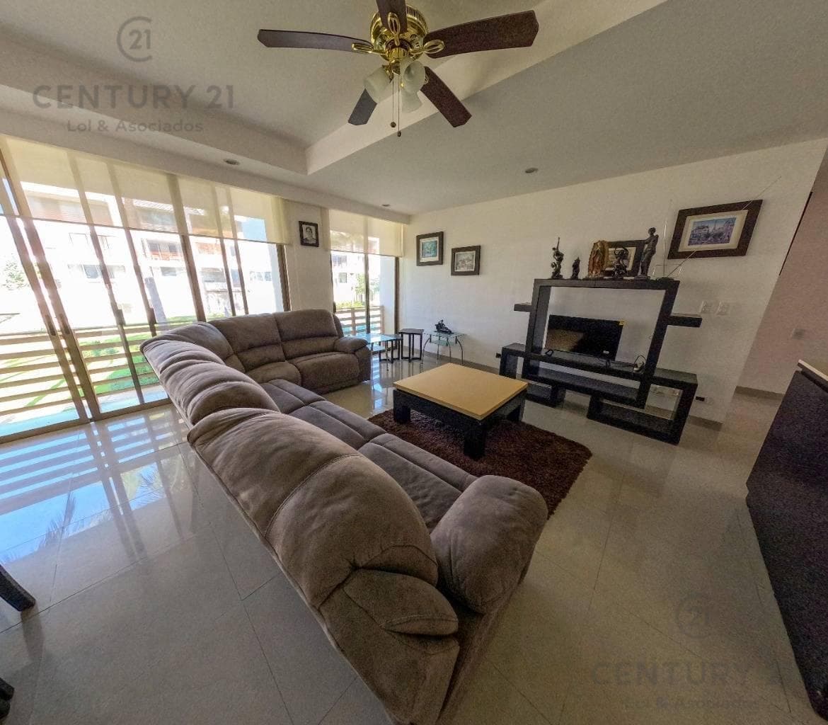 Apartment in Granjas del Marqués
