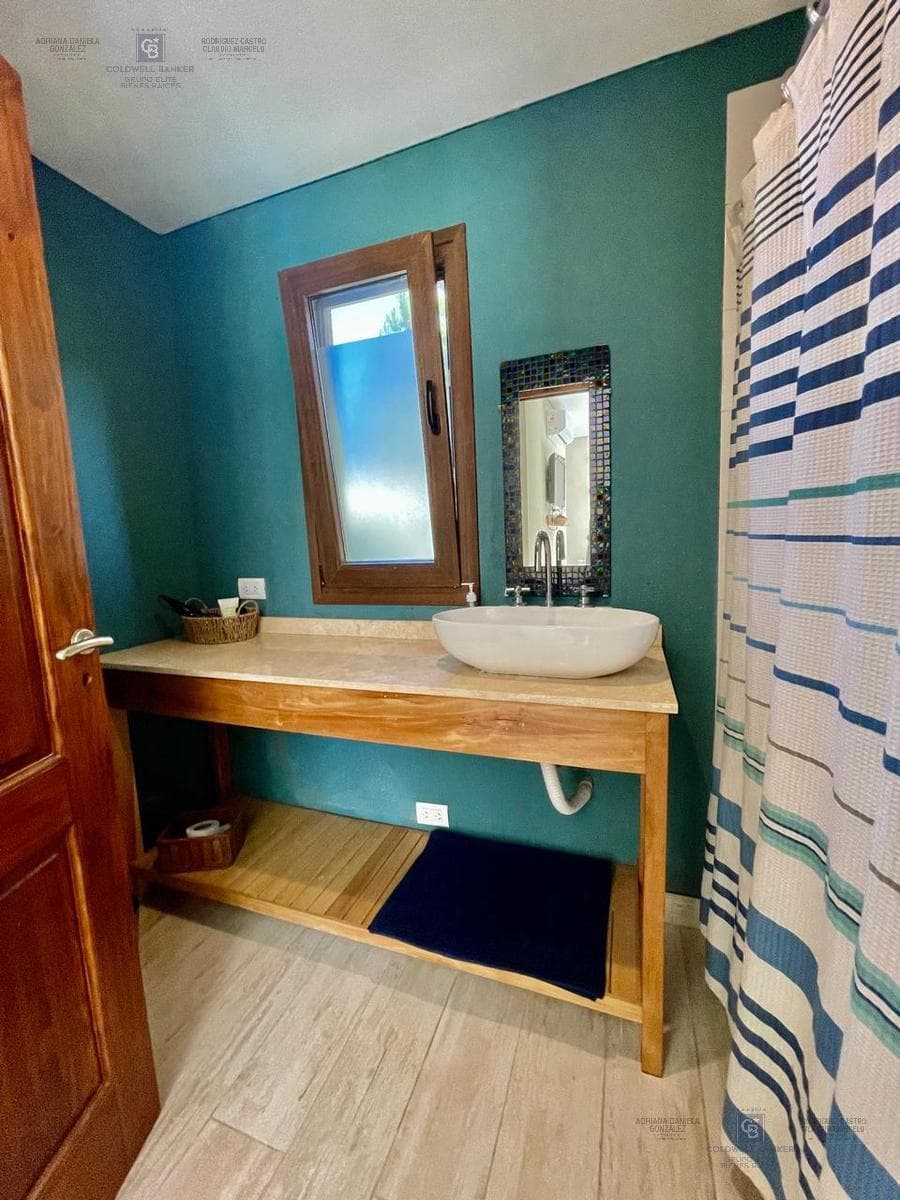 Venta Casa 5 ambientes parque cochera parrilla en Costa Esmeralda
