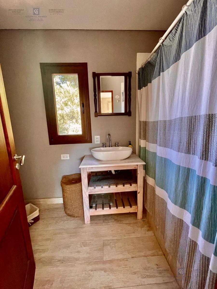 Venta Casa 5 ambientes parque cochera parrilla en Costa Esmeralda