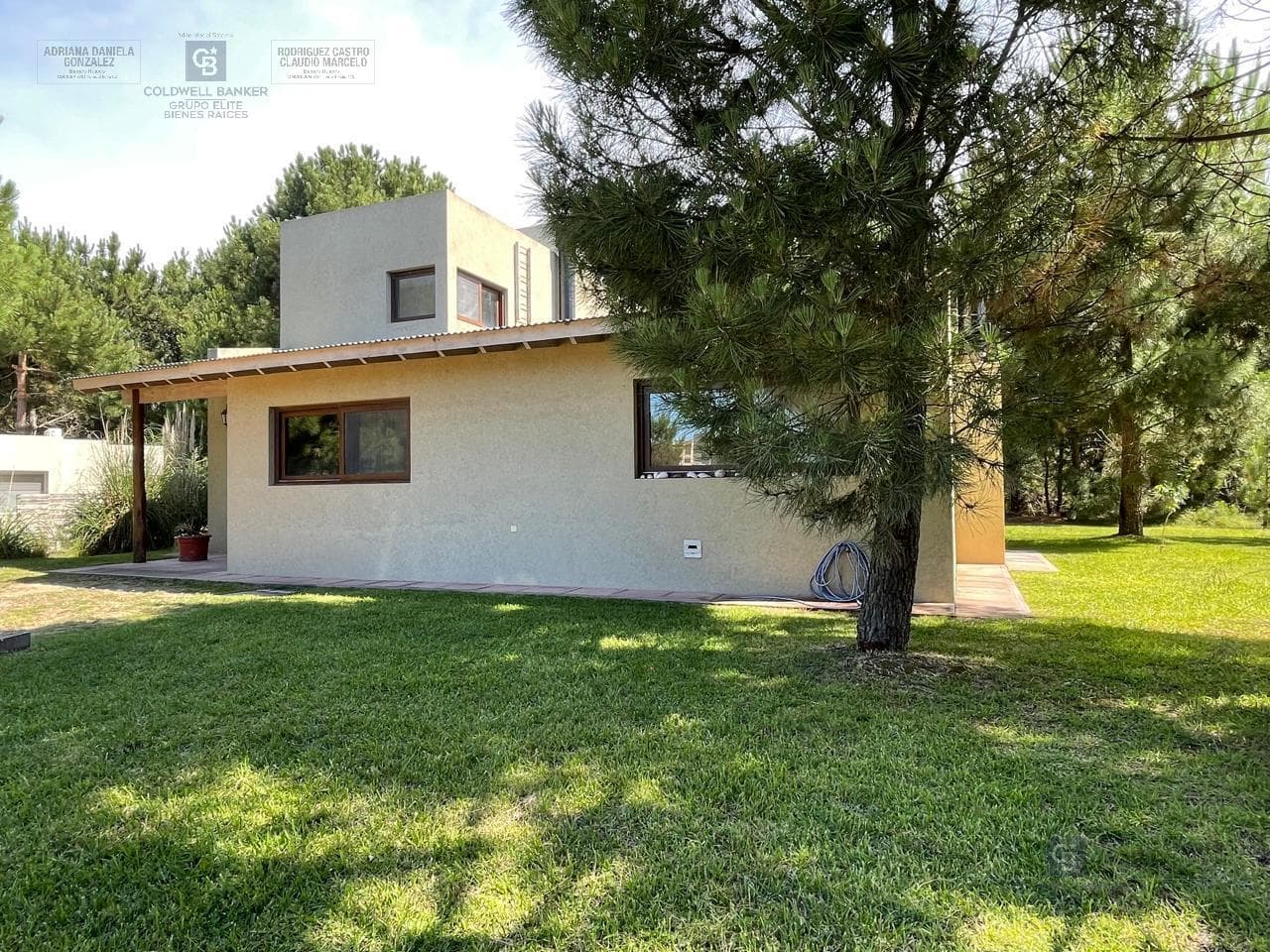 Venta Casa 5 ambientes parque cochera parrilla en Costa Esmeralda