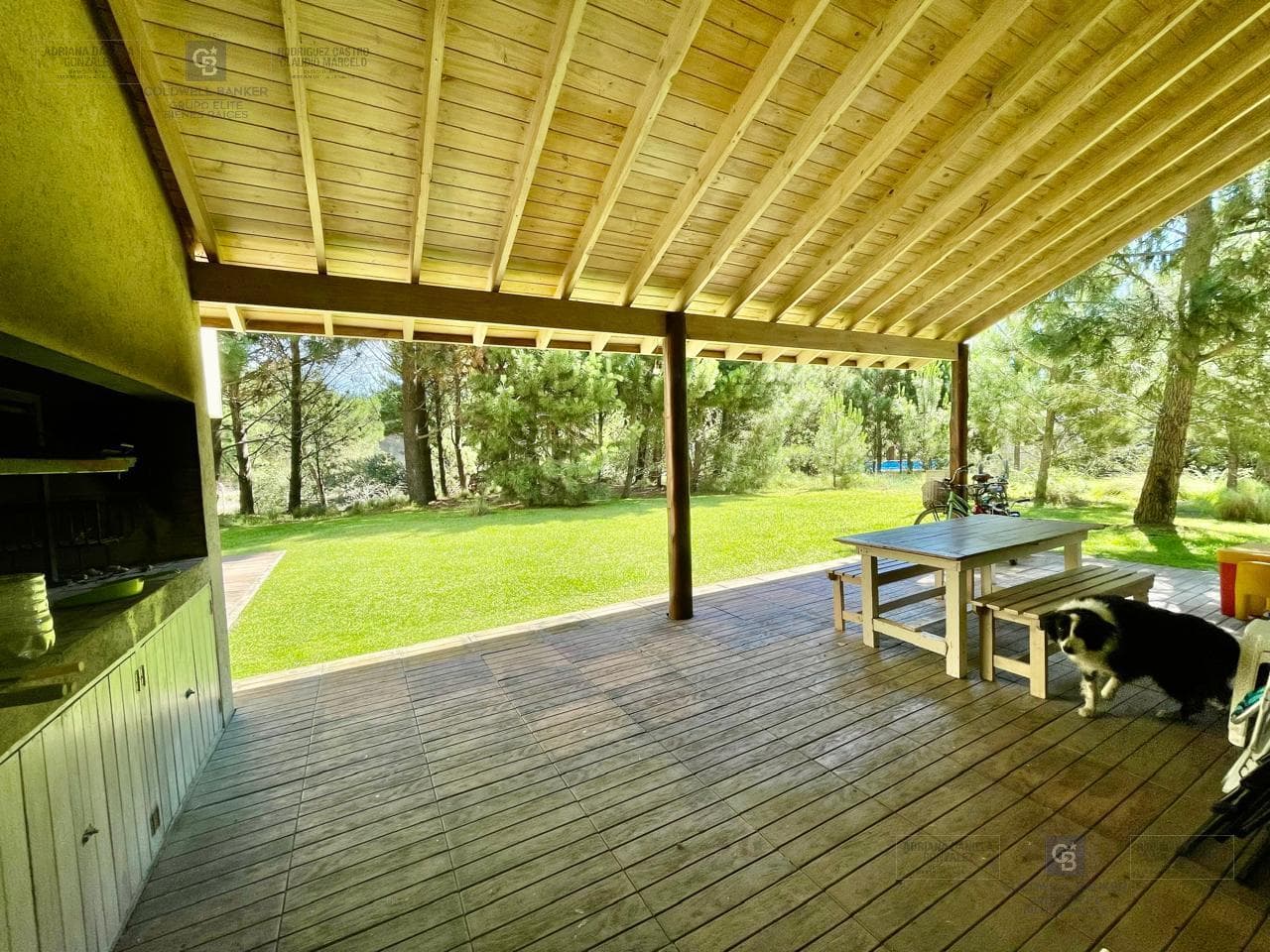 Venta Casa 5 ambientes parque cochera parrilla en Costa Esmeralda