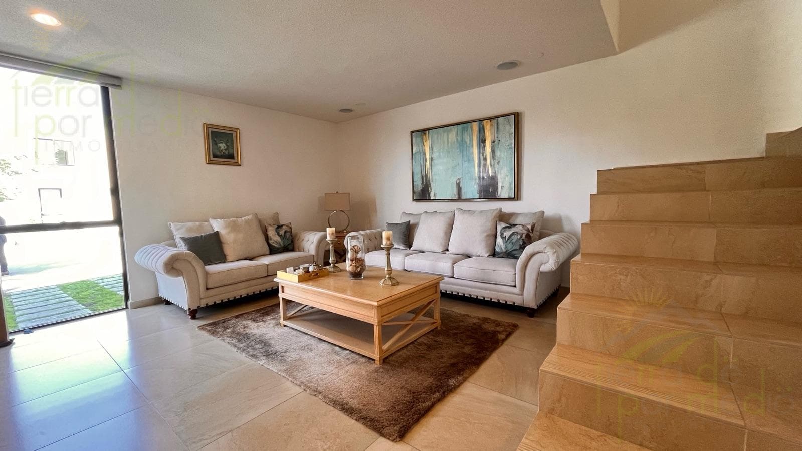 House with a Roof Garden and TV Room for Sale in Nuevo Refugio, Querétaro