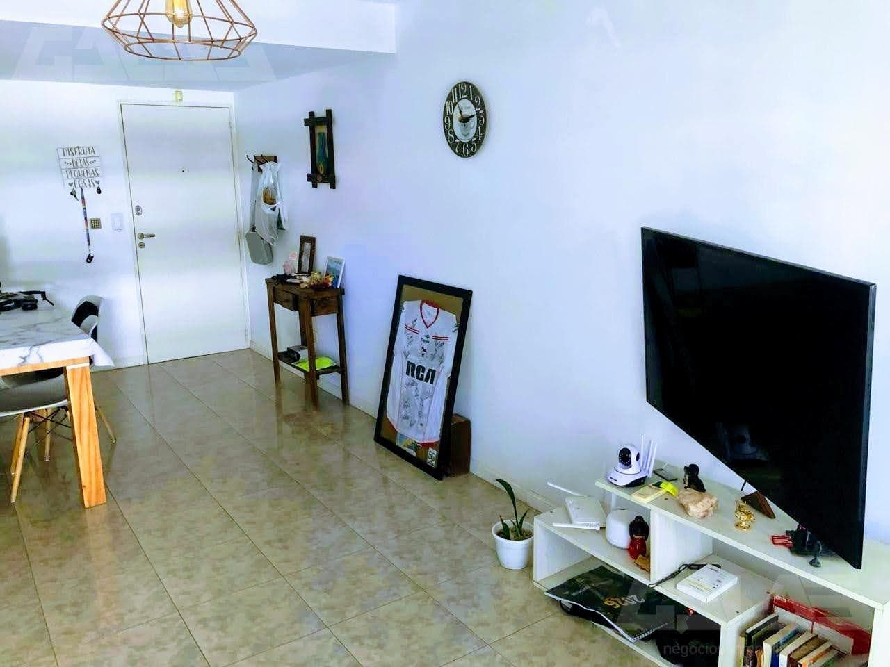 3-room apartment with a garage, balcony, and full amenities in the exclusive Torres Morón complex