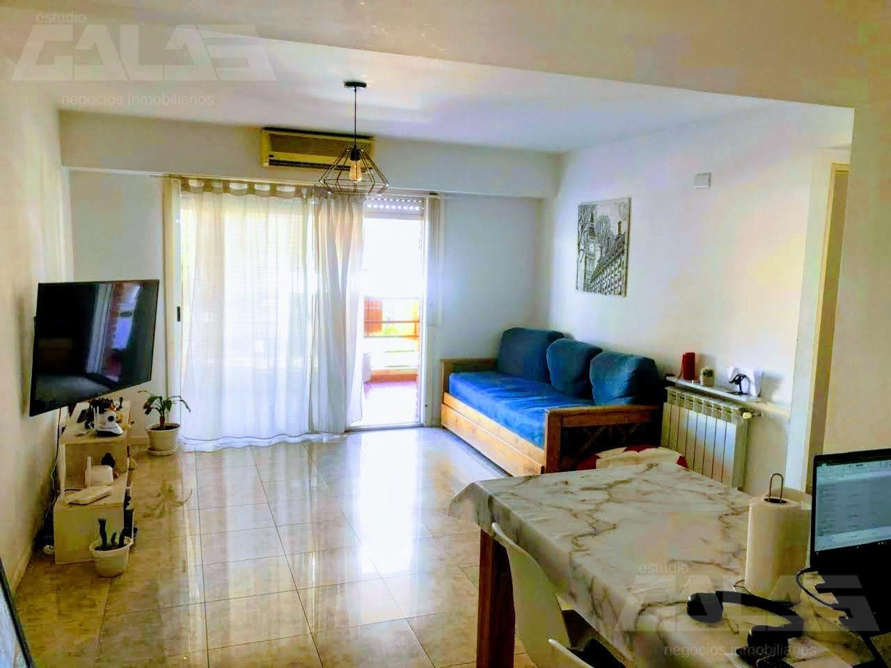 3-room apartment with a garage, balcony, and full amenities in the exclusive Torres Morón complex