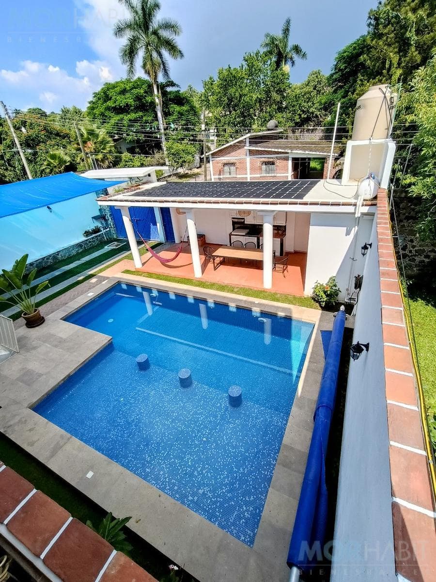 COLINAS DE OAXTEPEC, HOUSE FOR SALE