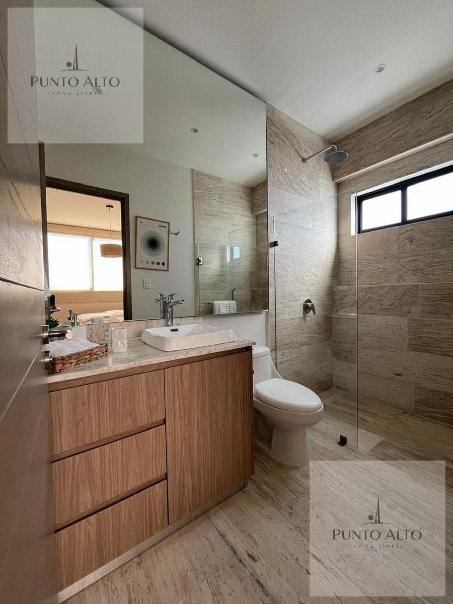 APARTMENT FOR SALE IN VELAMAR TORRE SORRENTO WITH A BEACH VIEW