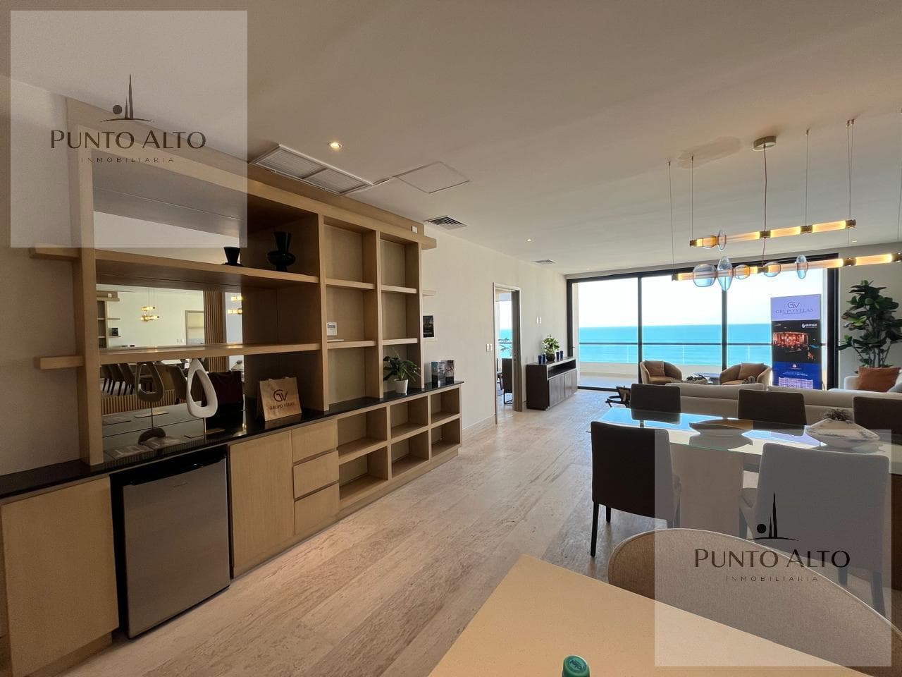 APARTMENT FOR SALE IN VELAMAR TORRE SORRENTO WITH A BEACH VIEW