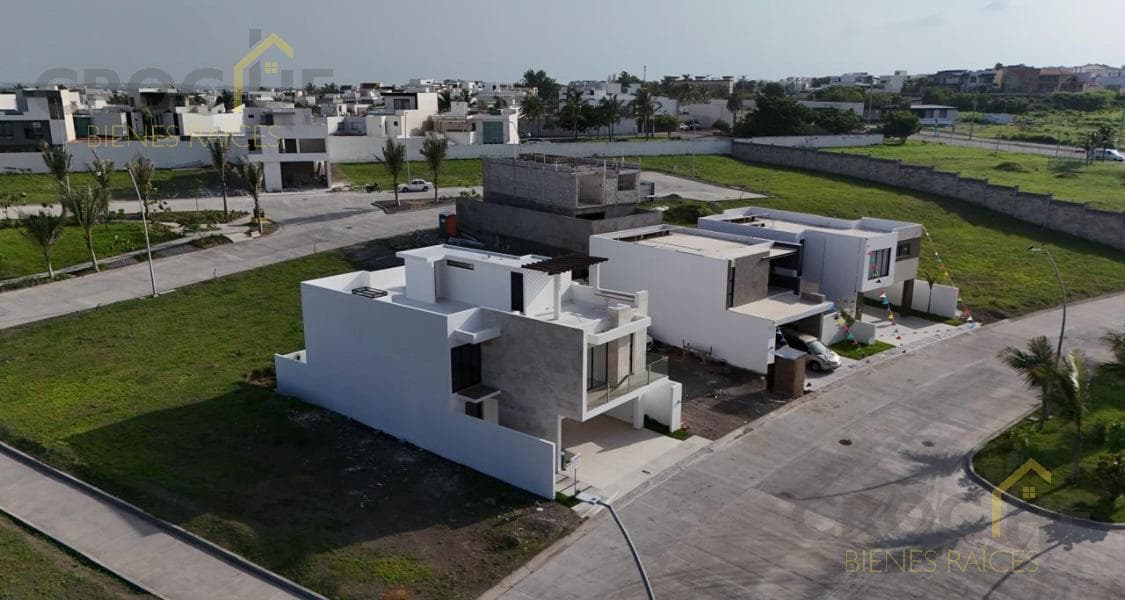 House for Sale in the Punto Loma Riviera Veracruzana Residential Development, Veracruz