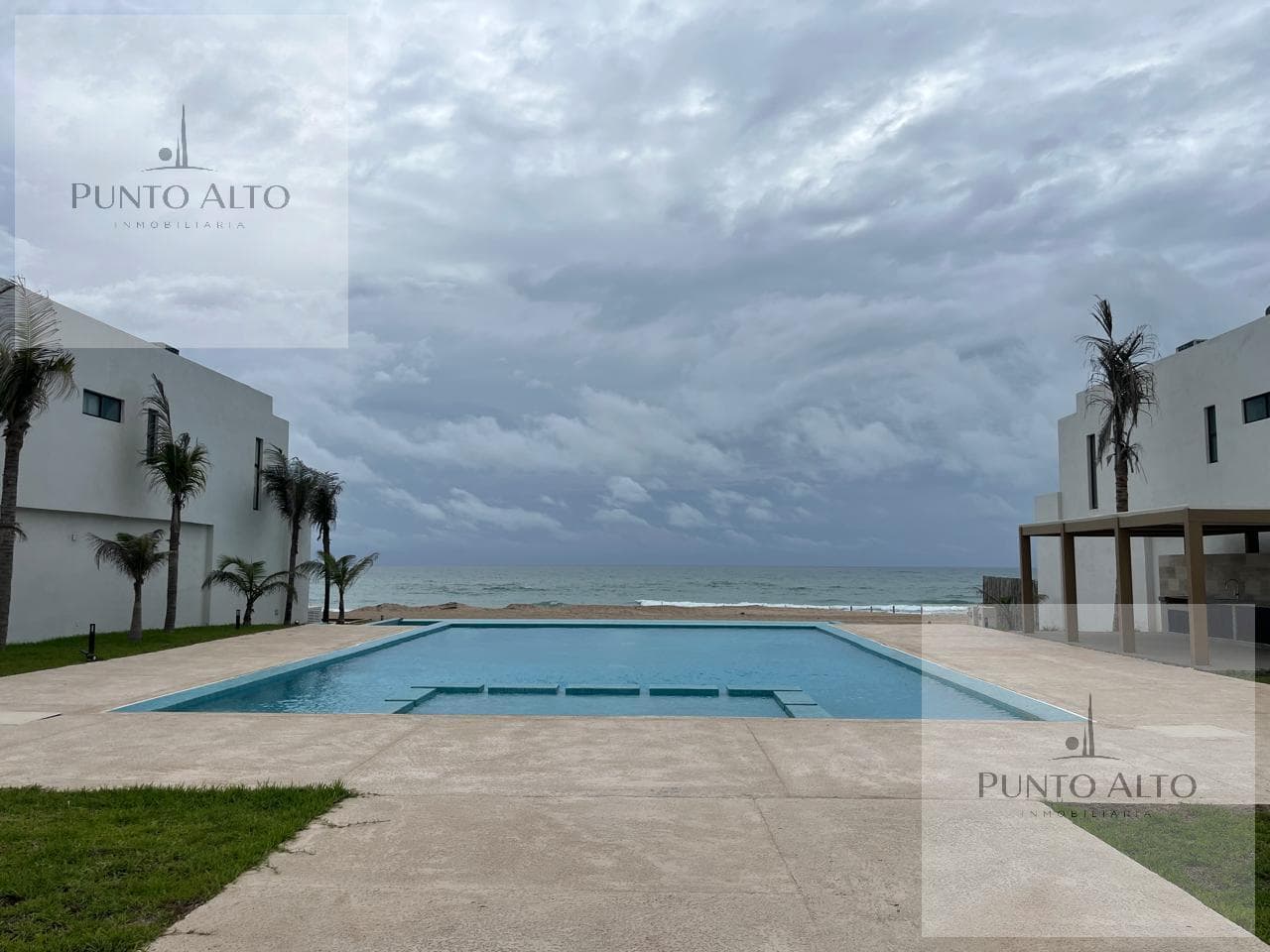 TOWNHOUSE IN LA ESCONDIDA DE VELAMAR IN ALTAMIRA, TAM.
