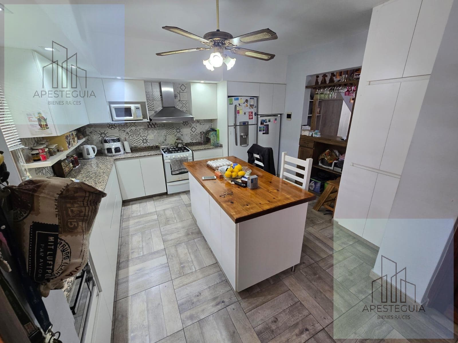 For Sale - House in Florida - 6 Rooms - Excellent