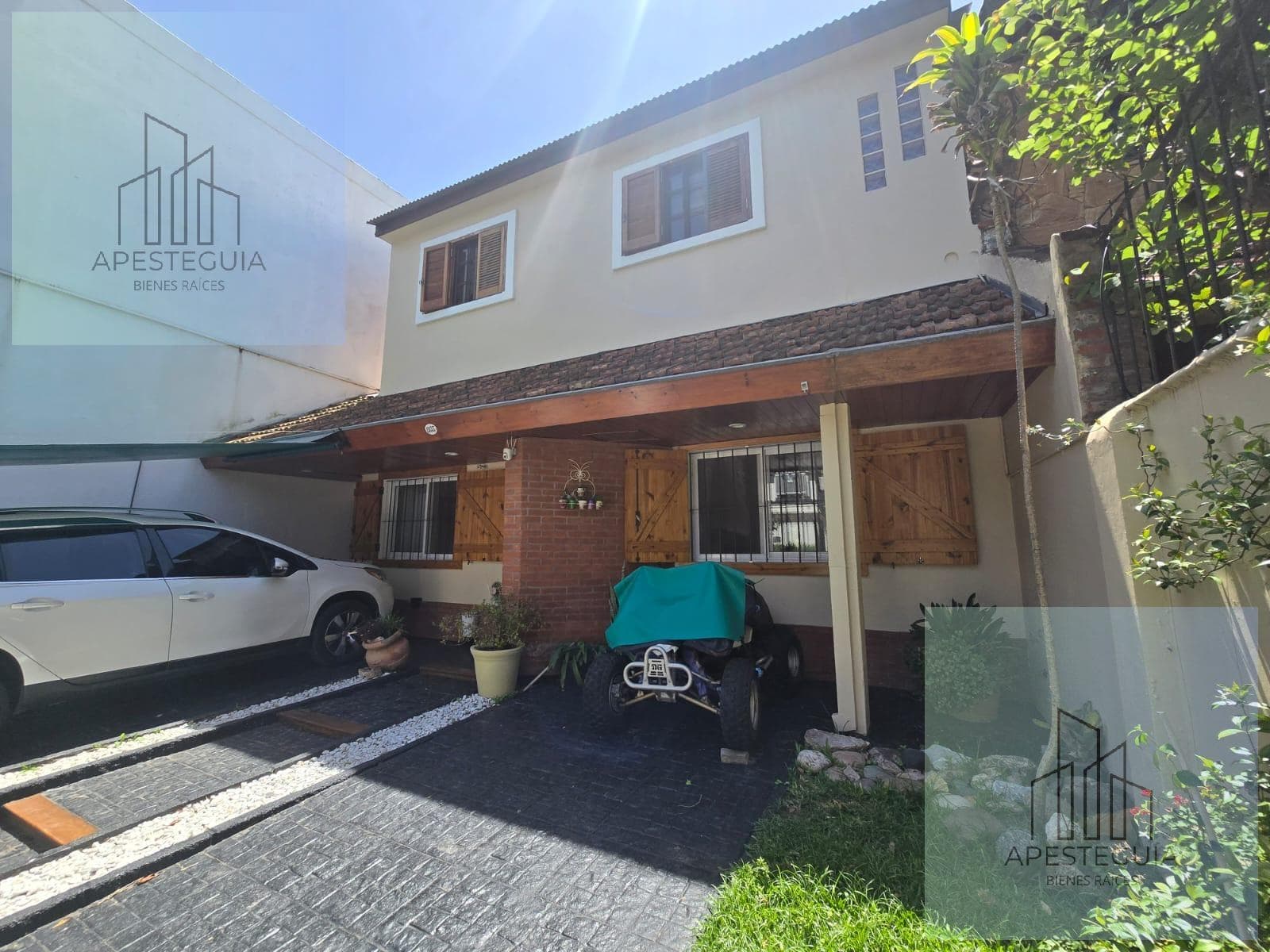 For Sale - House in Florida - 6 Rooms - Excellent